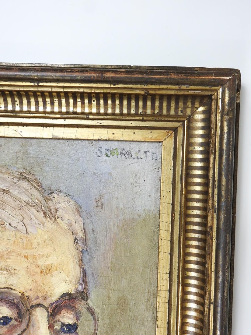Early 20th Century Portrait of Serious Man With Glasses Painting - 3