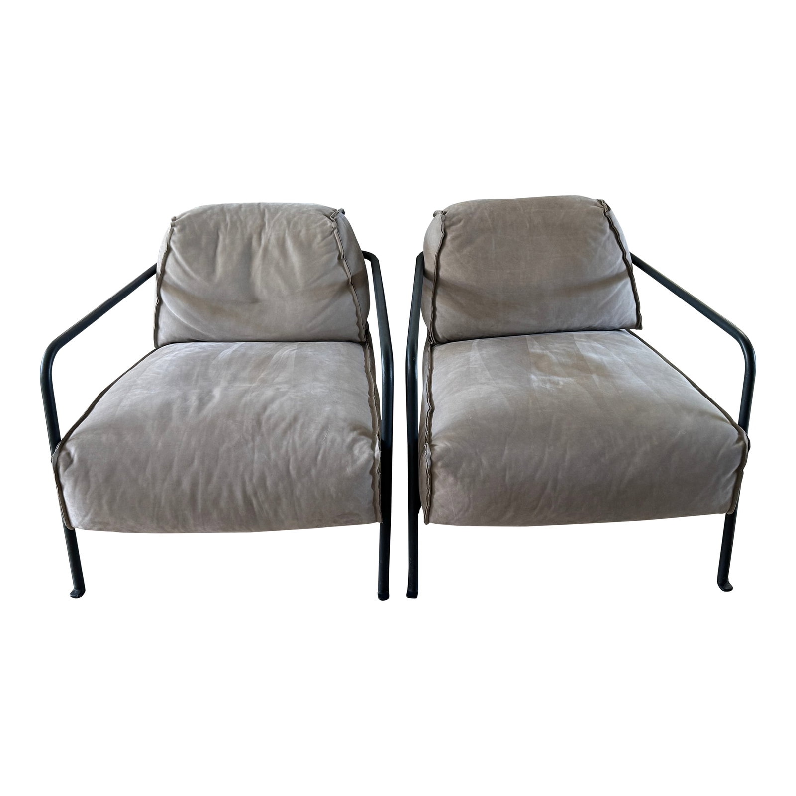 Pair of Baxter "Bruxelles" Armchairs by Paola Navone in Grey Suede & Anthracite Leather: A stunning pair of "Bruxelles" armchairs designed by Paola Navone for Baxter SA. Purchased new in 2021, these chairs feature soft grey suede upholstery (Kashmir Souris) paired with Baxter's signature