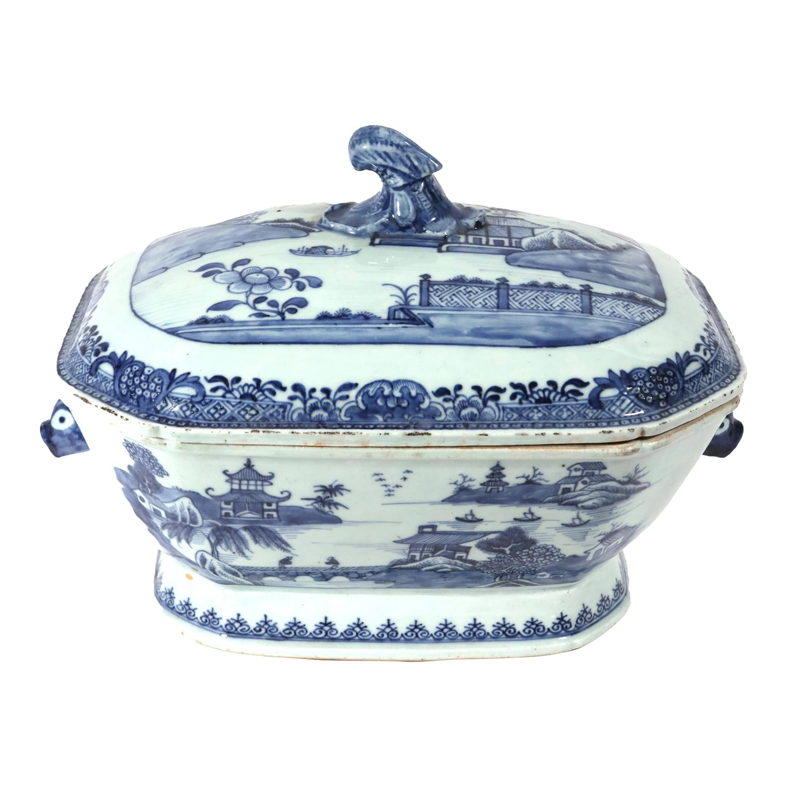 River Pavilion: Chinese Export Porcelain Blue & White Tureen: River Pavilion: Chinese Export Porcelain Blue & White Tureen Circa 1775 This Chinese Export porcelain soup tureen and cover dates to the Qianlong period, circa 1775. The piece is designed in a canted