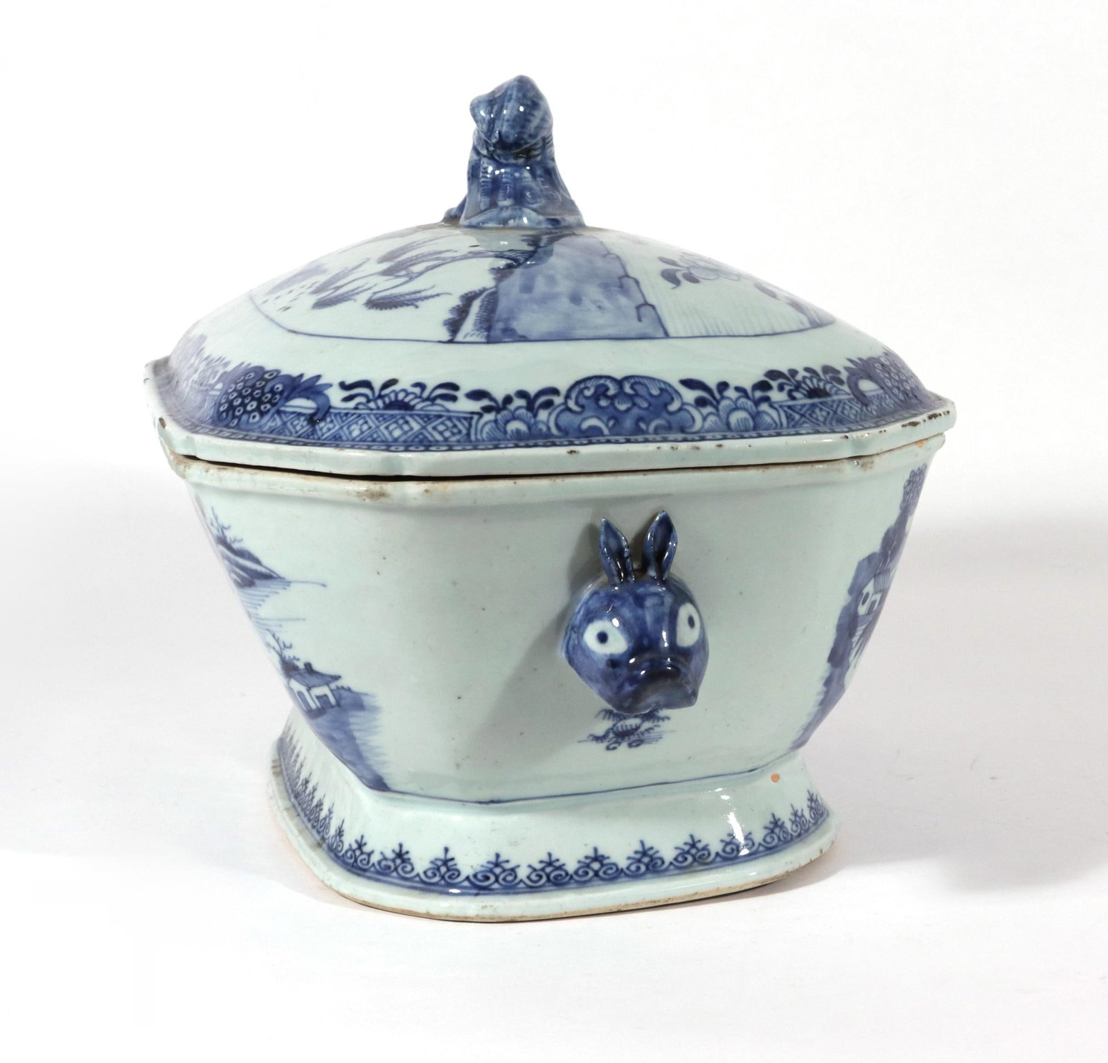 River Pavilion: Chinese Export Porcelain Blue & White Tureen - 7