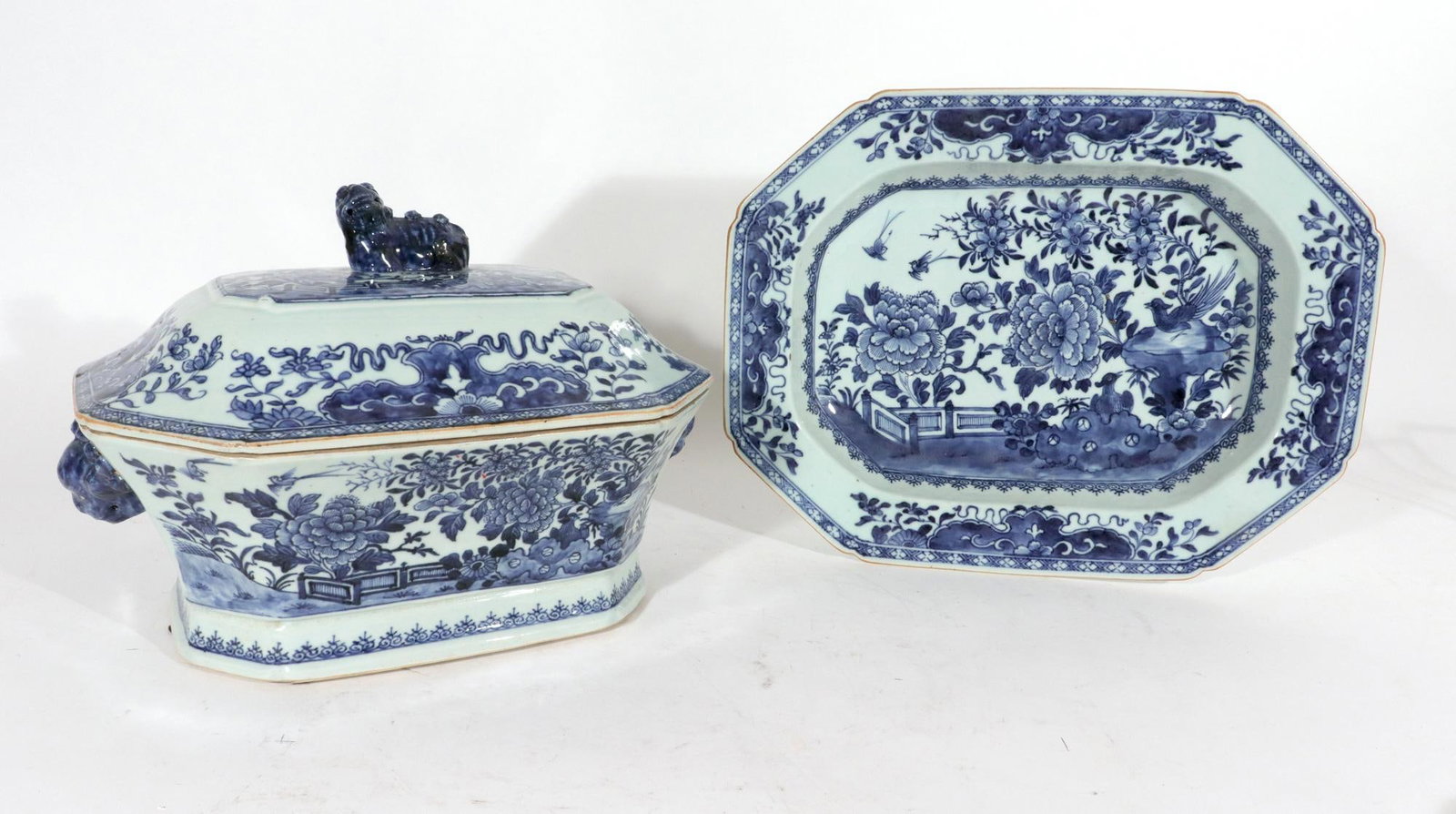 18th-Century Chinese Export Blue & White Porcelain Soup Tureen, Cover & Stand - 2