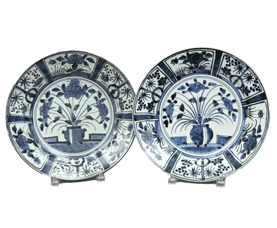 17tth-Century Japanese Porcelain Blue & White Kraak-Style Dishes - 5