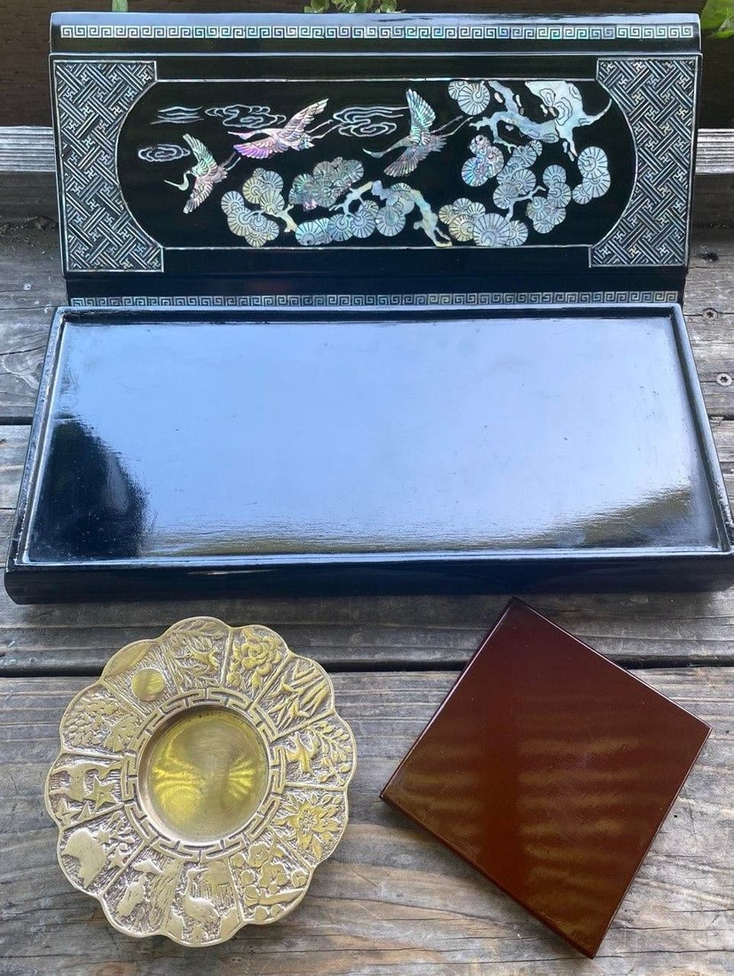 Large Vintage Korean Black Lacquer Mother-of-Pearl Scholar's Box With Brass Dish Insert - 15