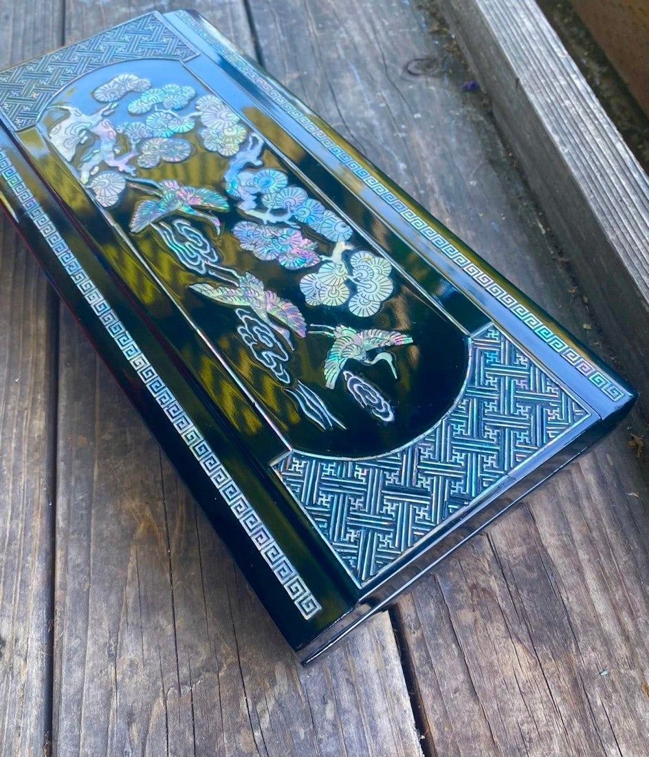 Large Vintage Korean Black Lacquer Mother-of-Pearl Scholar's Box With Brass Dish Insert - 2