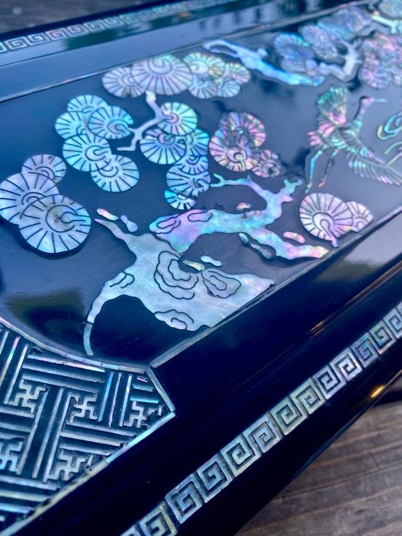 Large Vintage Korean Black Lacquer Mother-of-Pearl Scholar's Box With Brass Dish Insert - 3