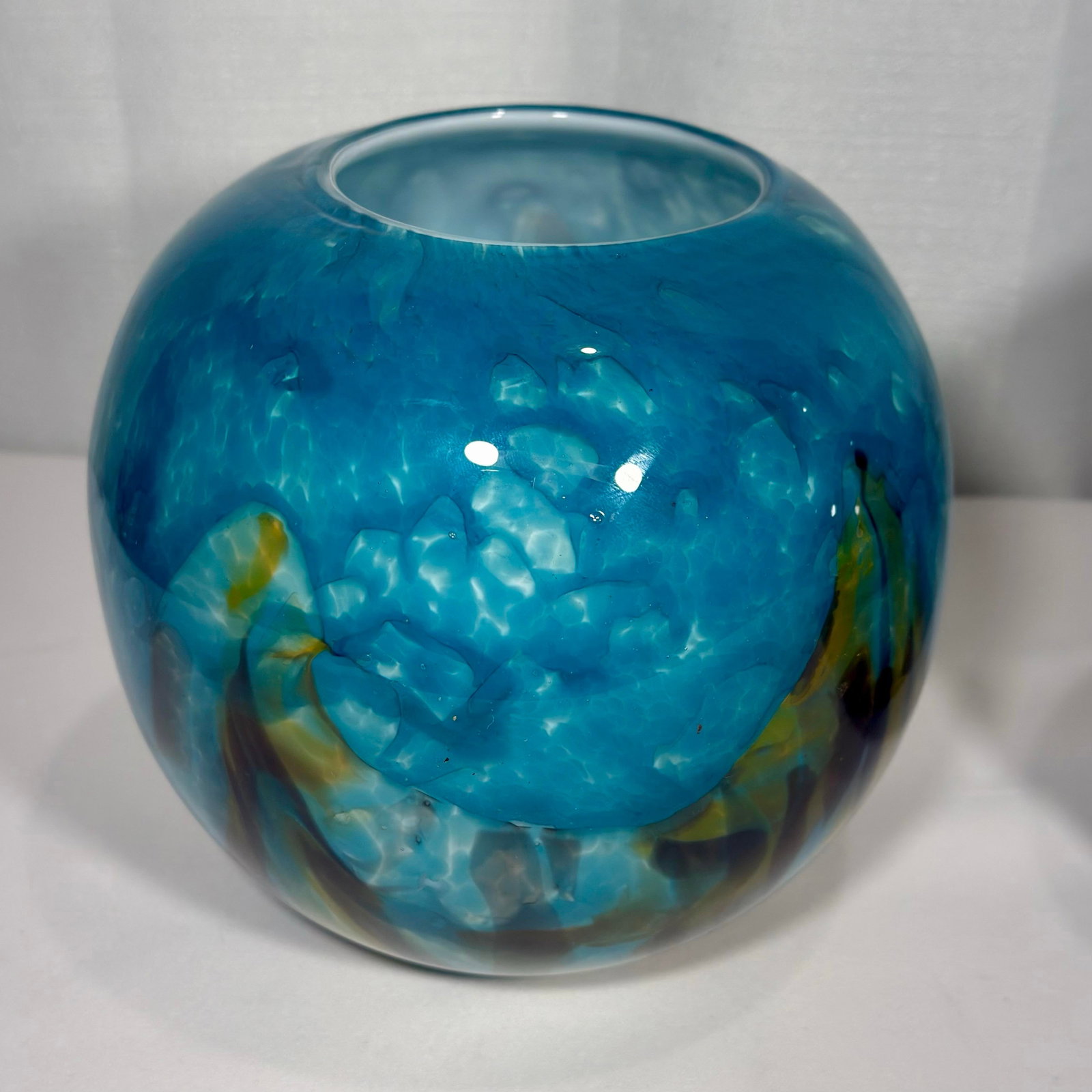 Late 20th Century Palm Beach Regency Mdina Style Hand-Blown Mottled Cased Art Glass Globe Vases - A - 8