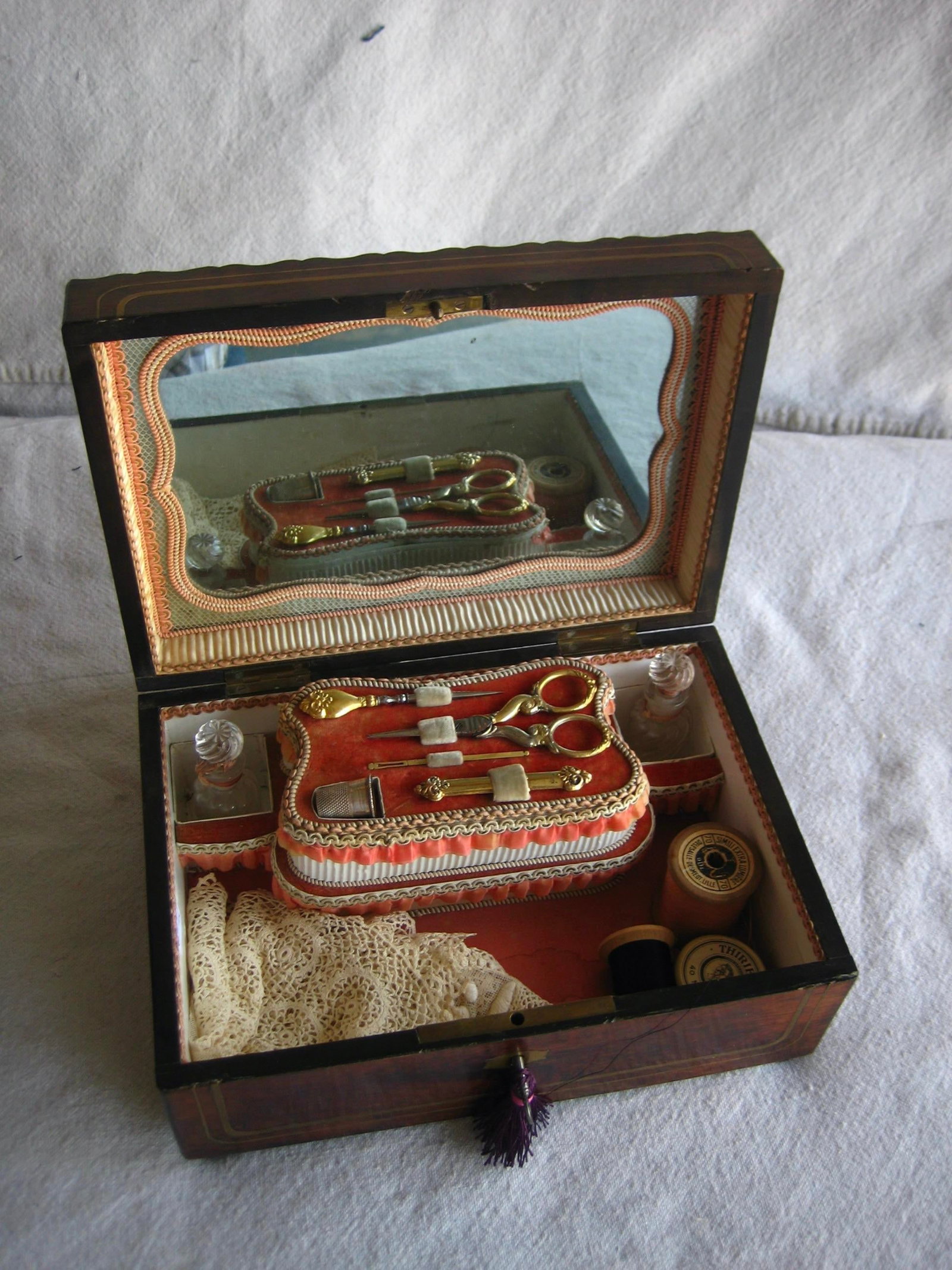 Mid 19th Century French Napoleon III Sewing Box - 2