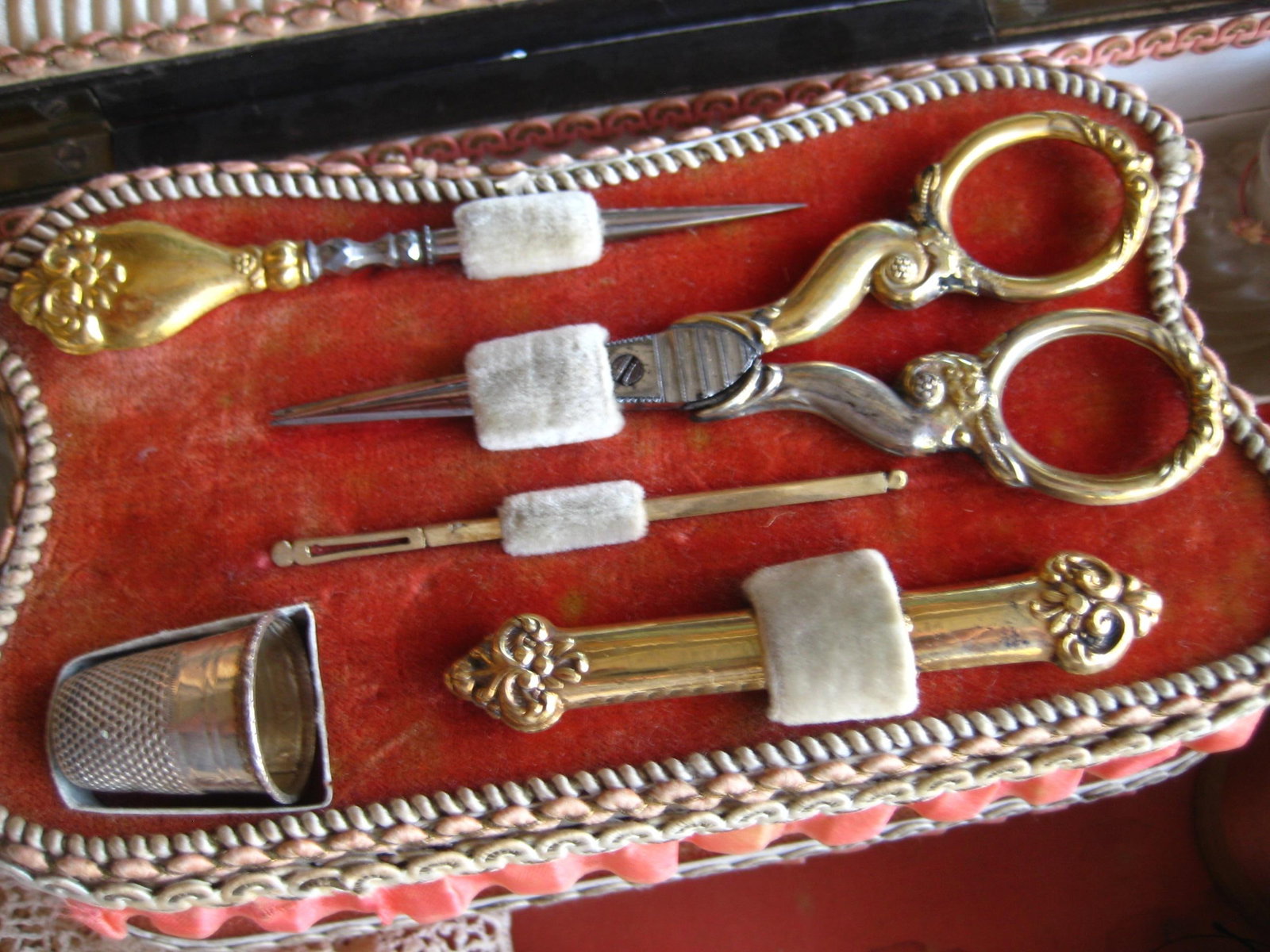 Mid 19th Century French Napoleon III Sewing Box - 4