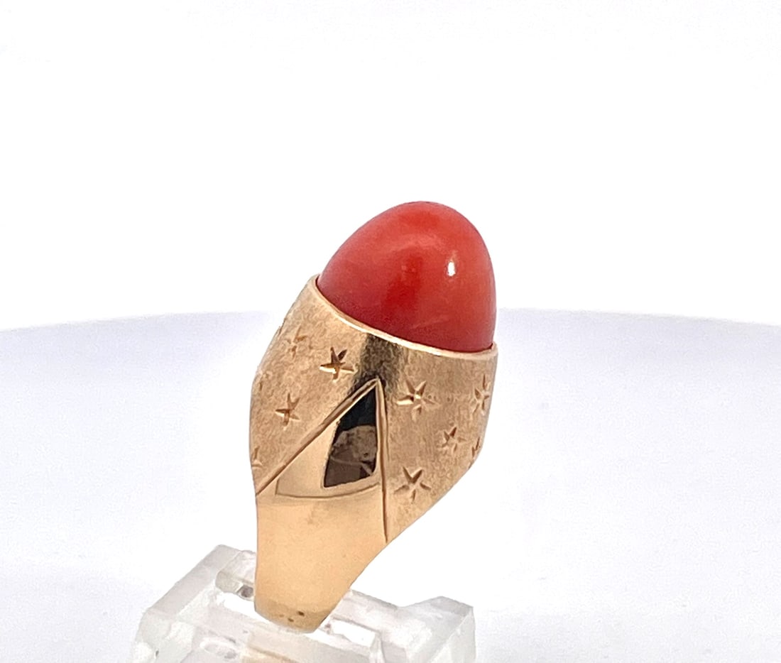1940s Yellow Gold Mediterranean Coral Cocktail Ring, Unique Design, Size 6.5 - 9