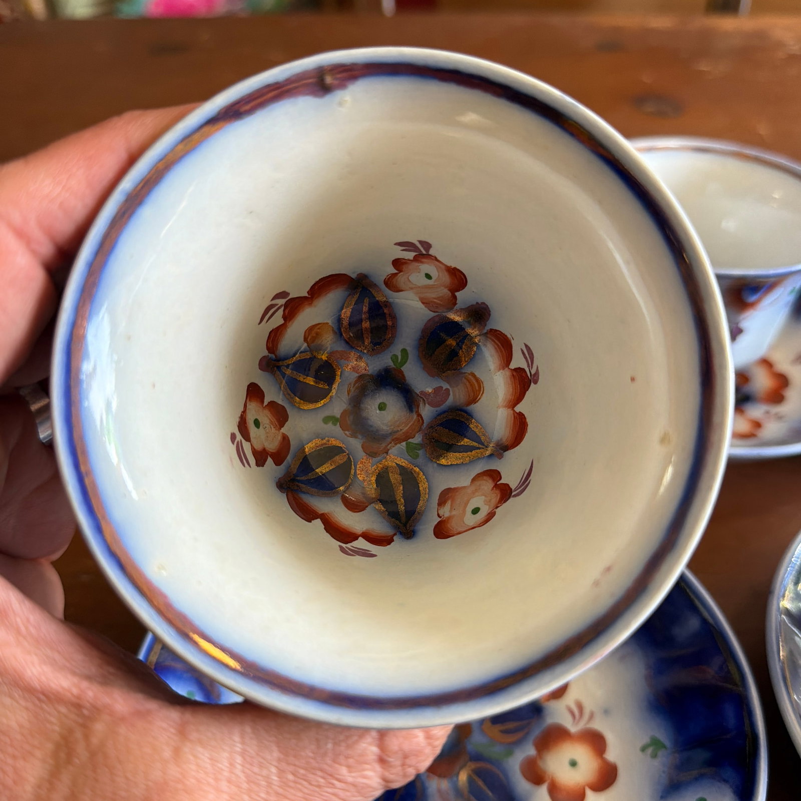 Antique Gaudy Welsh Crescent Pinwheel Flow Blue Cups & Saucers, Set of 5, Circa 1840s - 3