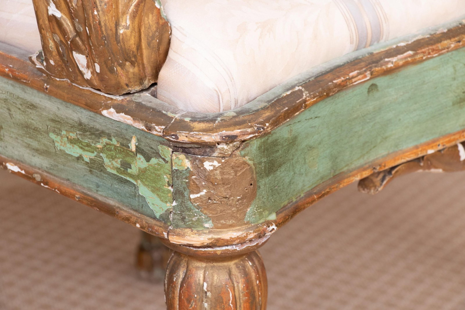 Authentic 18th Century Venetian Carved Wood and Gesso Hall Chair - 11