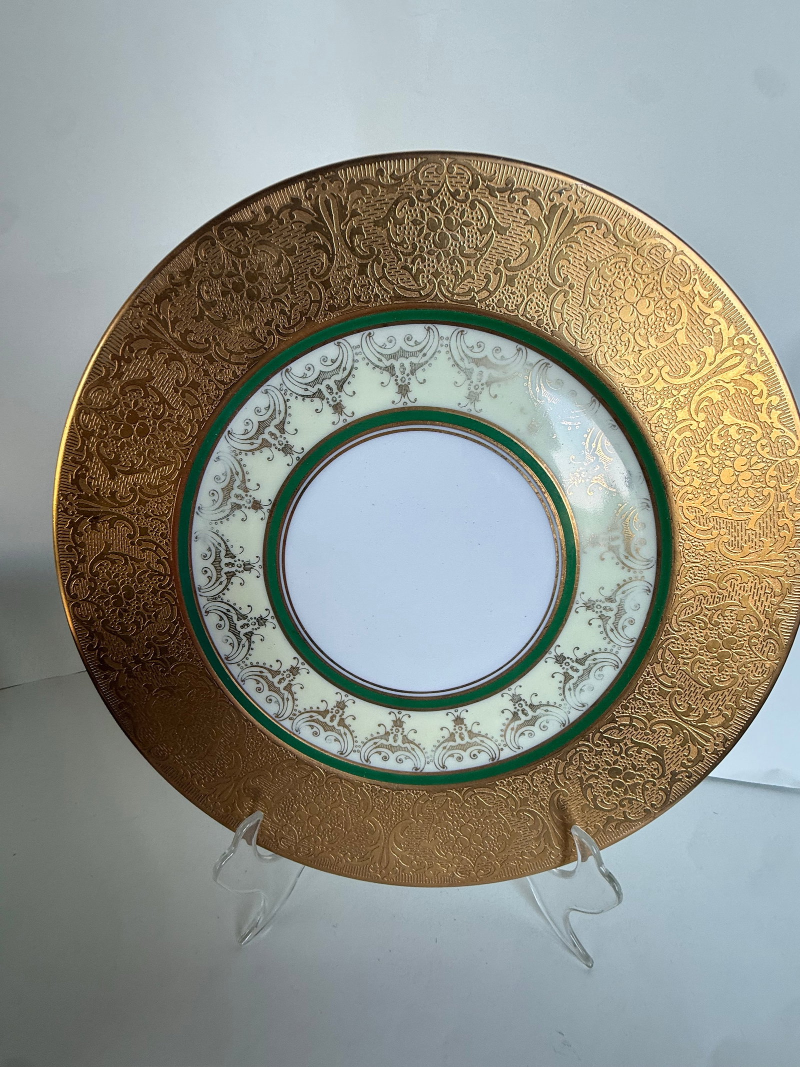 Set of 11 Edelstein Bavaria Gilt-Encrusted Service Plates, C. 1930s–40s - 2