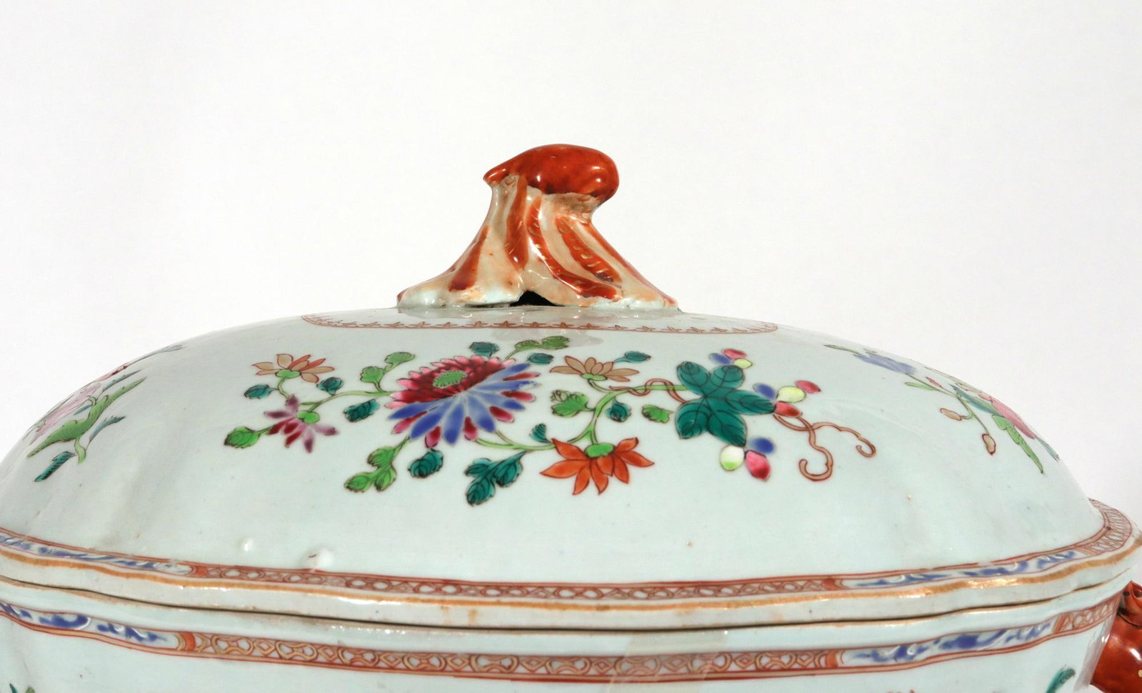 18th-Century Chinese Export Porcelain Double Peacock Pattern Soup Tureen, Cover & Stand - 17