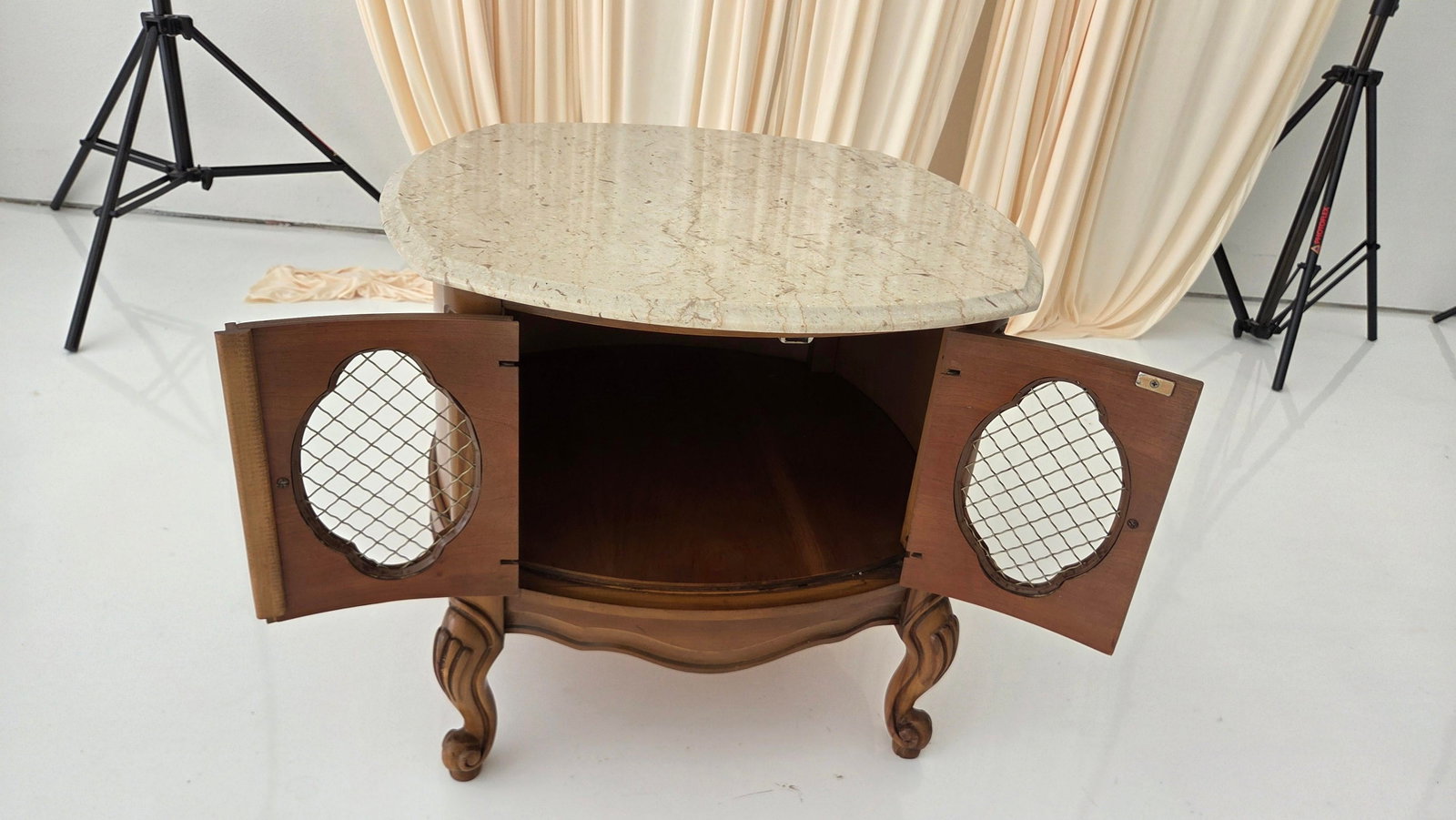 Vintage French Provincial Drum Table With Metal Mesh Cabinet Doors. Made in Italy - 10