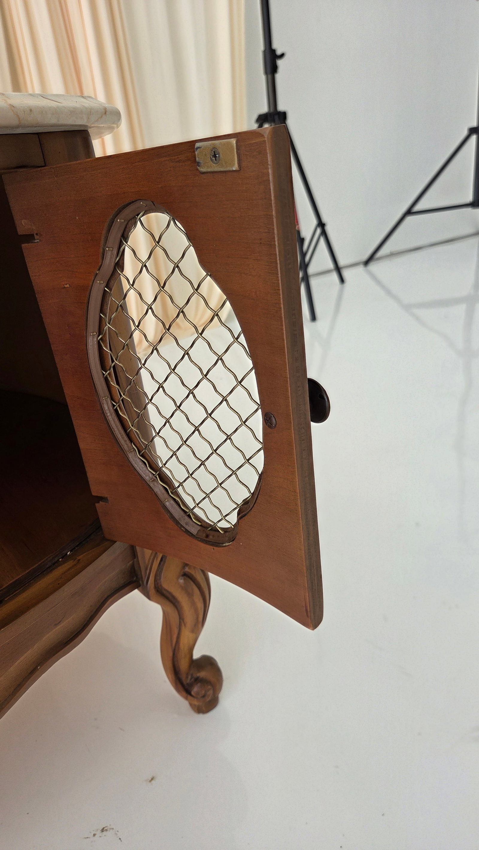 Vintage French Provincial Drum Table With Metal Mesh Cabinet Doors. Made in Italy - 13