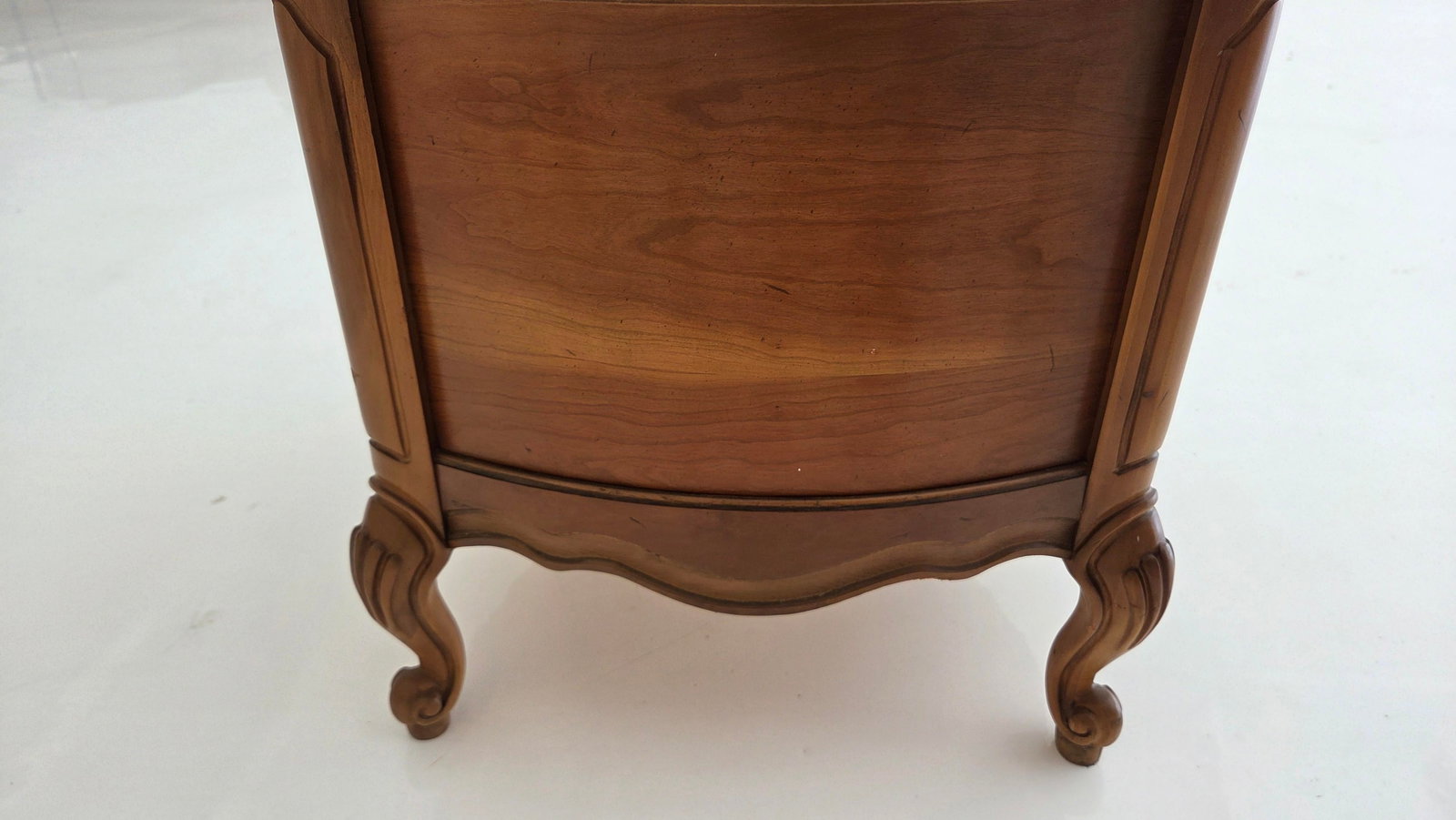 Vintage French Provincial Drum Table With Metal Mesh Cabinet Doors. Made in Italy - 4
