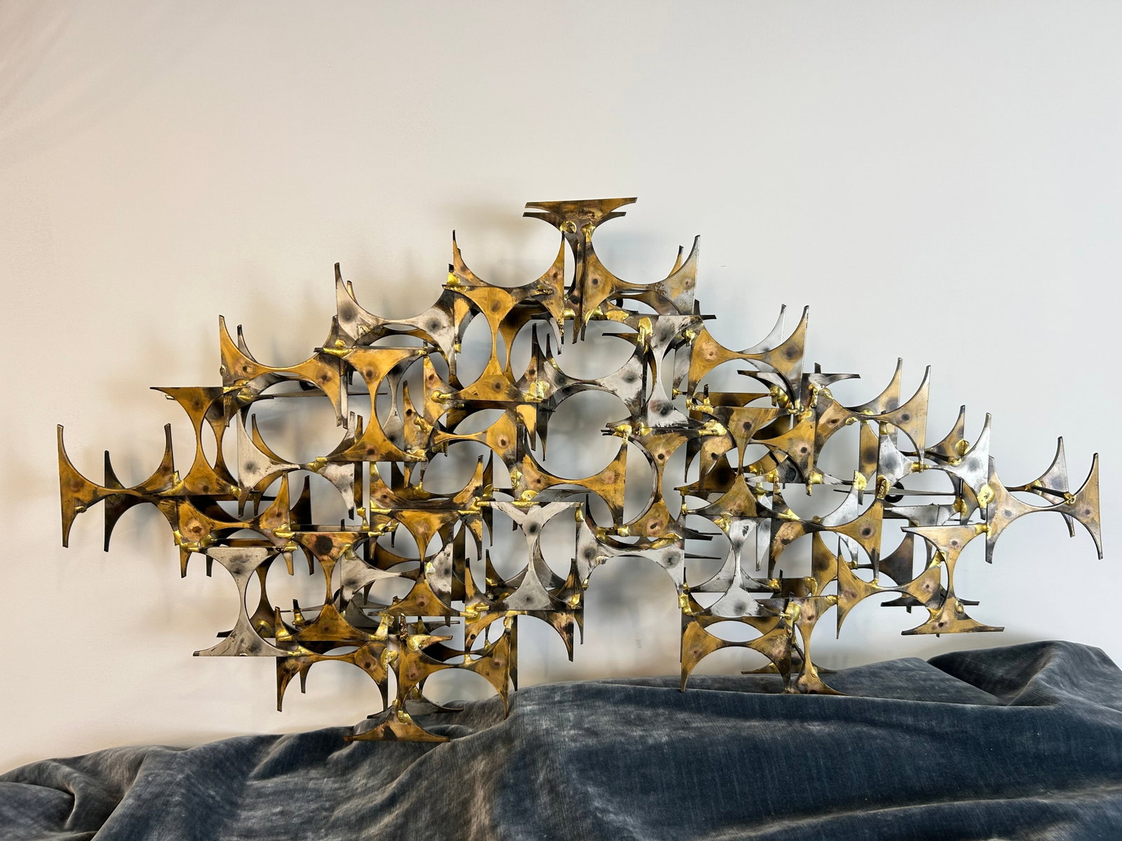 1970s Brutalist Openwork Geometric Welded Wall Sculpture by Marc Weinstein - 4