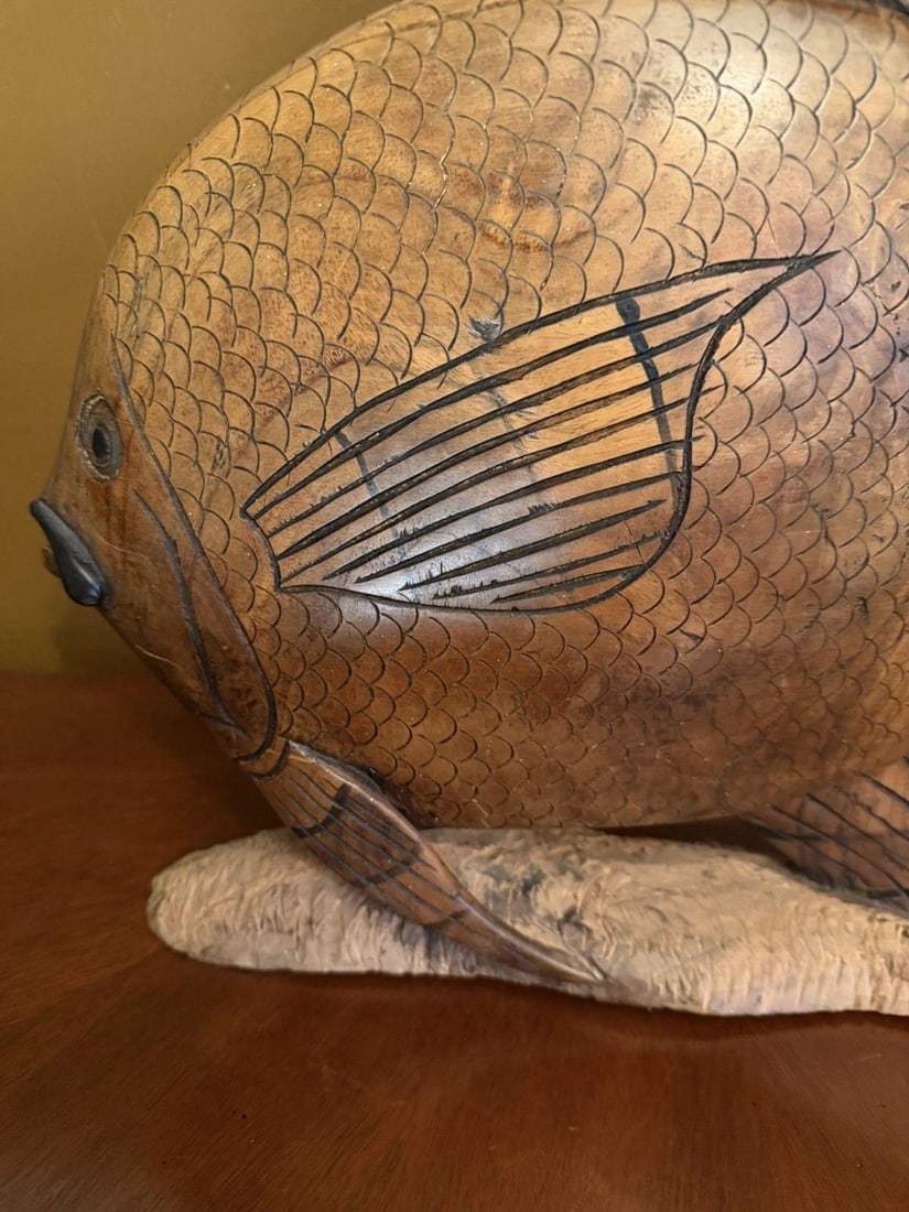 Vintage 1950s Indonesian Hand-Carved Teak Angelfish Sculpture – 19.5" - 6