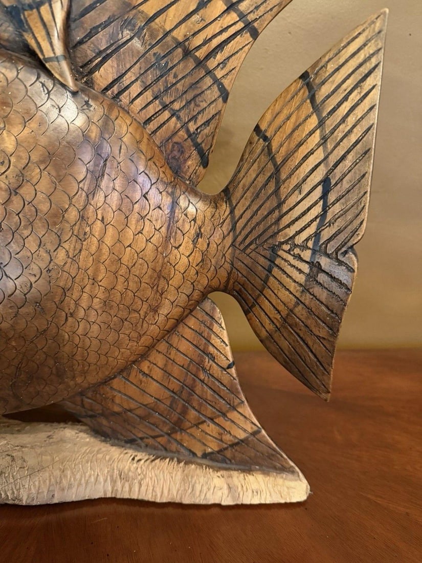 Vintage 1950s Indonesian Hand-Carved Teak Angelfish Sculpture – 19.5" - 7