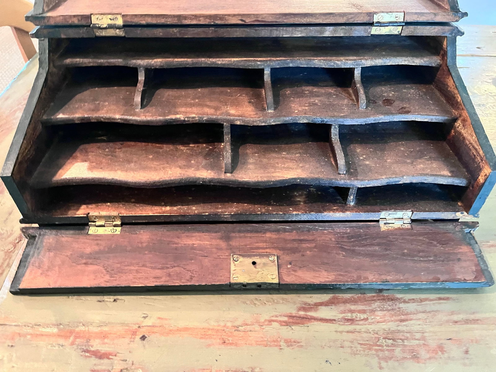 Vintage Hand Painted Slant Front Correspondence Box. - 11