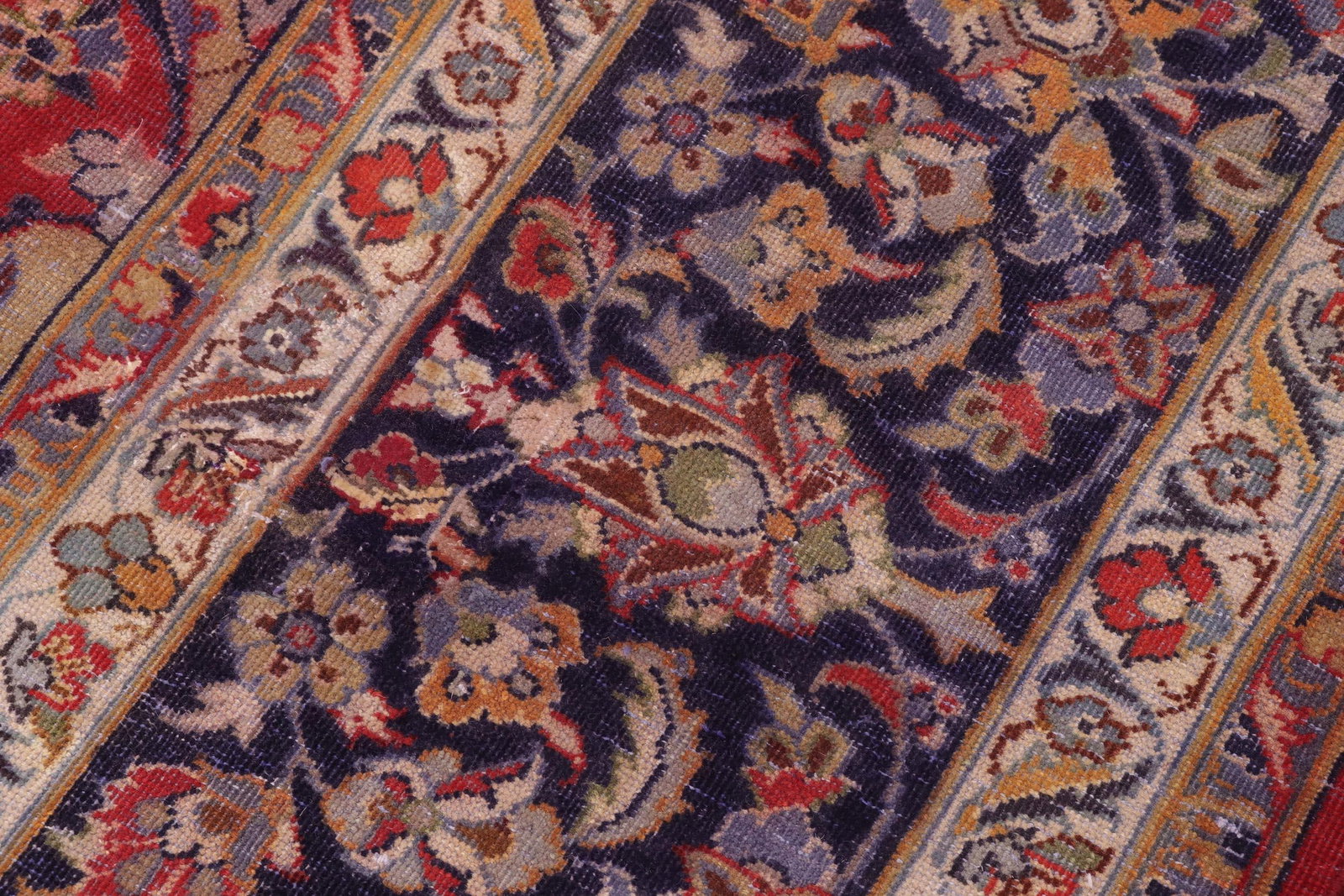 1970s Hand-Knotted Wool Area Rug 9.6x13.8 - 6