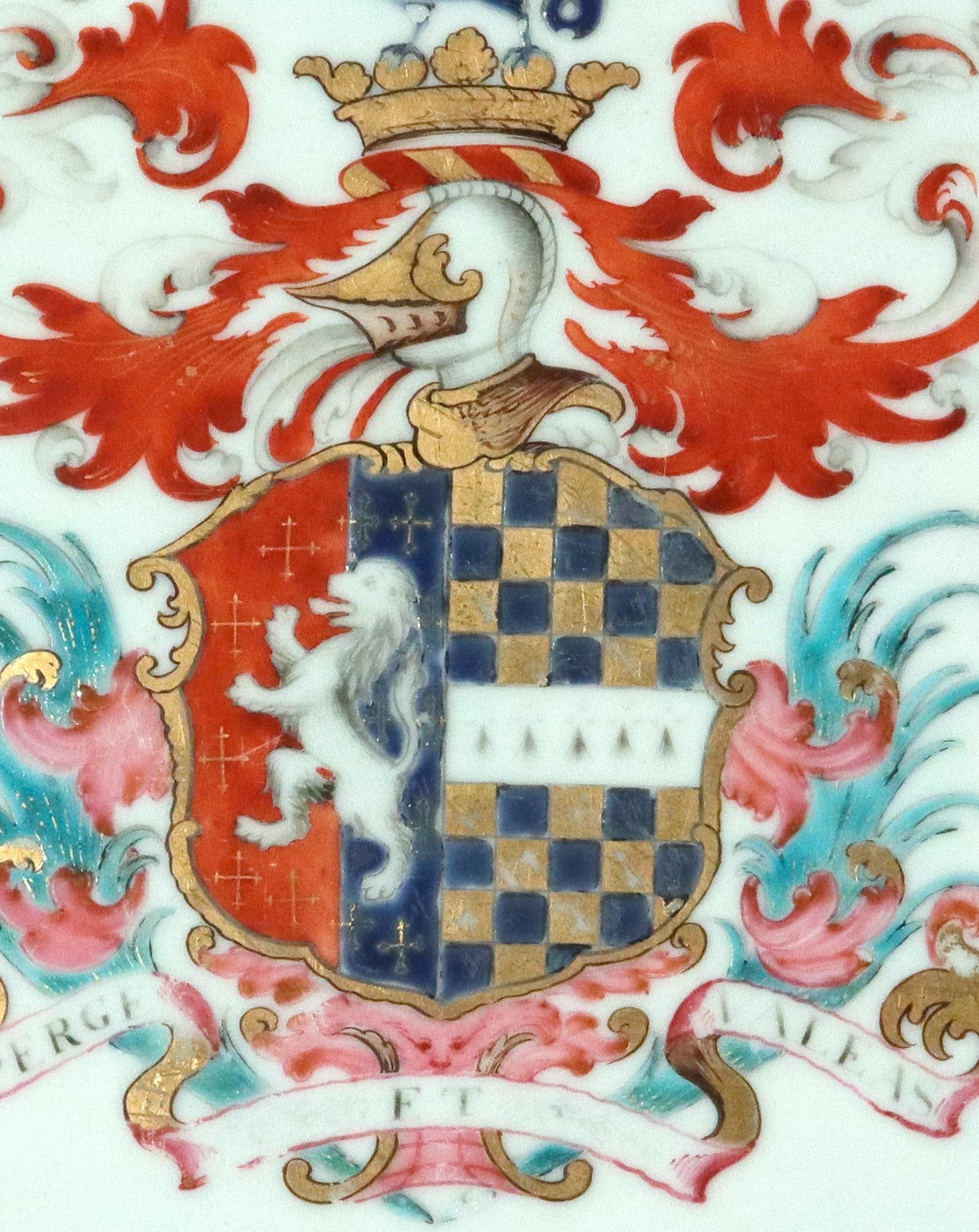 Chinese Export Porcelain Armorial Dish, Arms Hutchinson Impaling Calthrop - 6