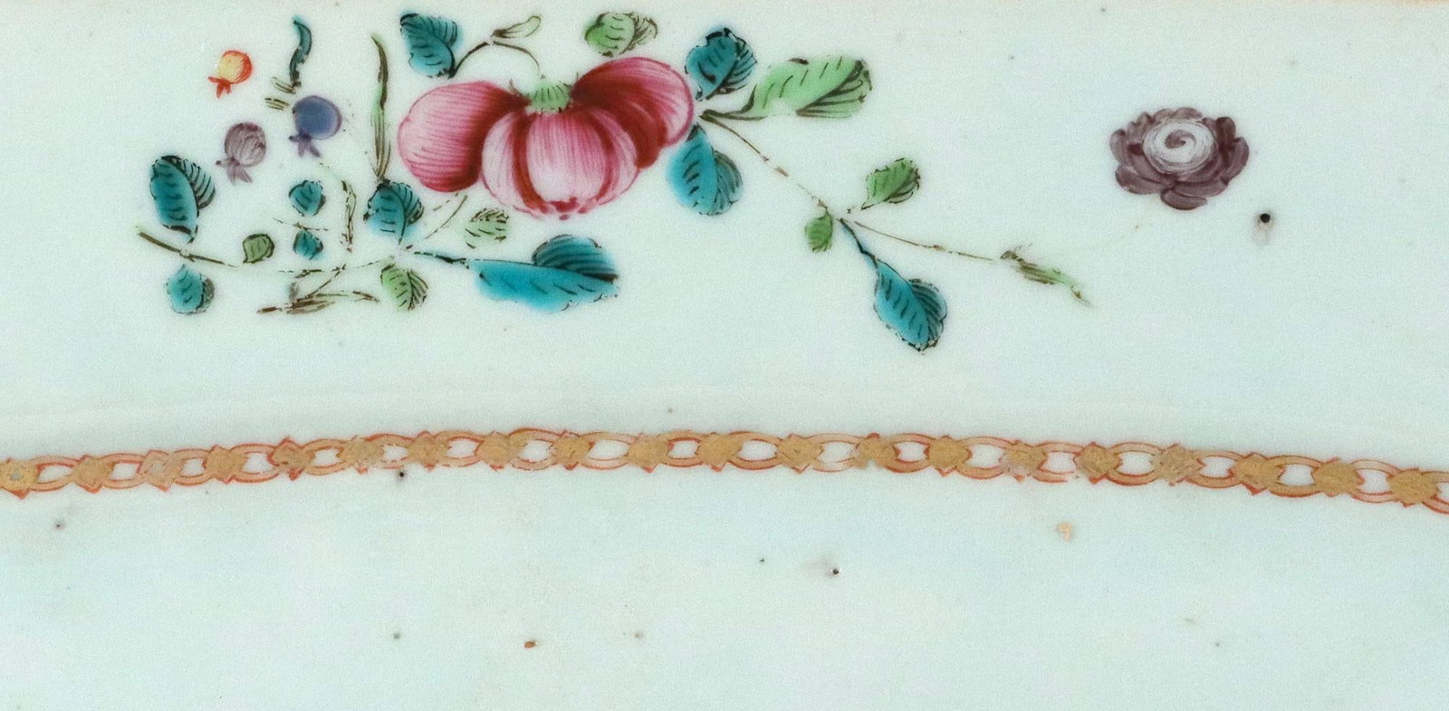 Chinese Export Porcelain Armorial Dish, Arms Hutchinson Impaling Calthrop - 8