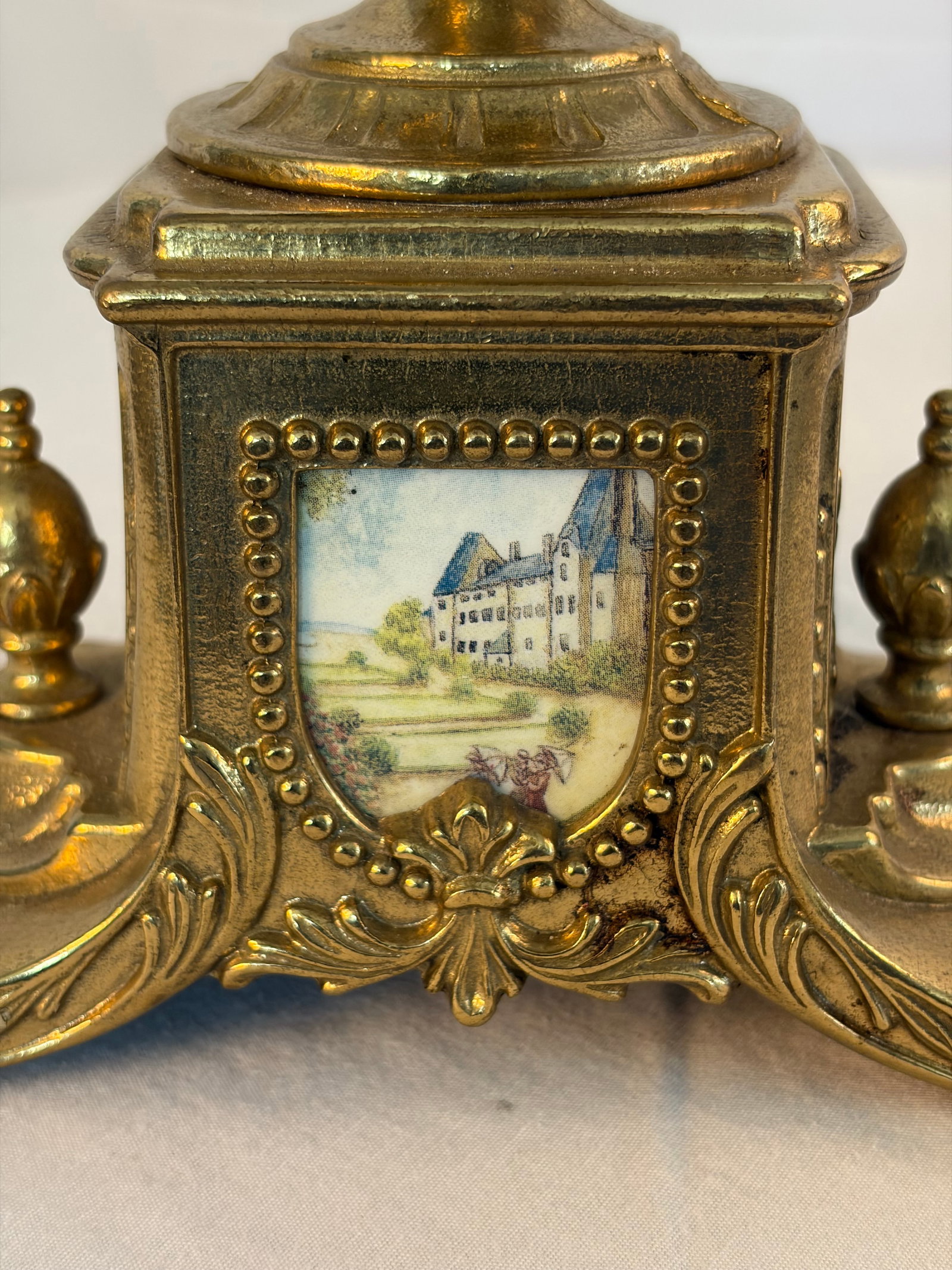 Vintage Italian Sèvres Style Hand-Painted Porcelain Urn With Ormolu Mounts - 5