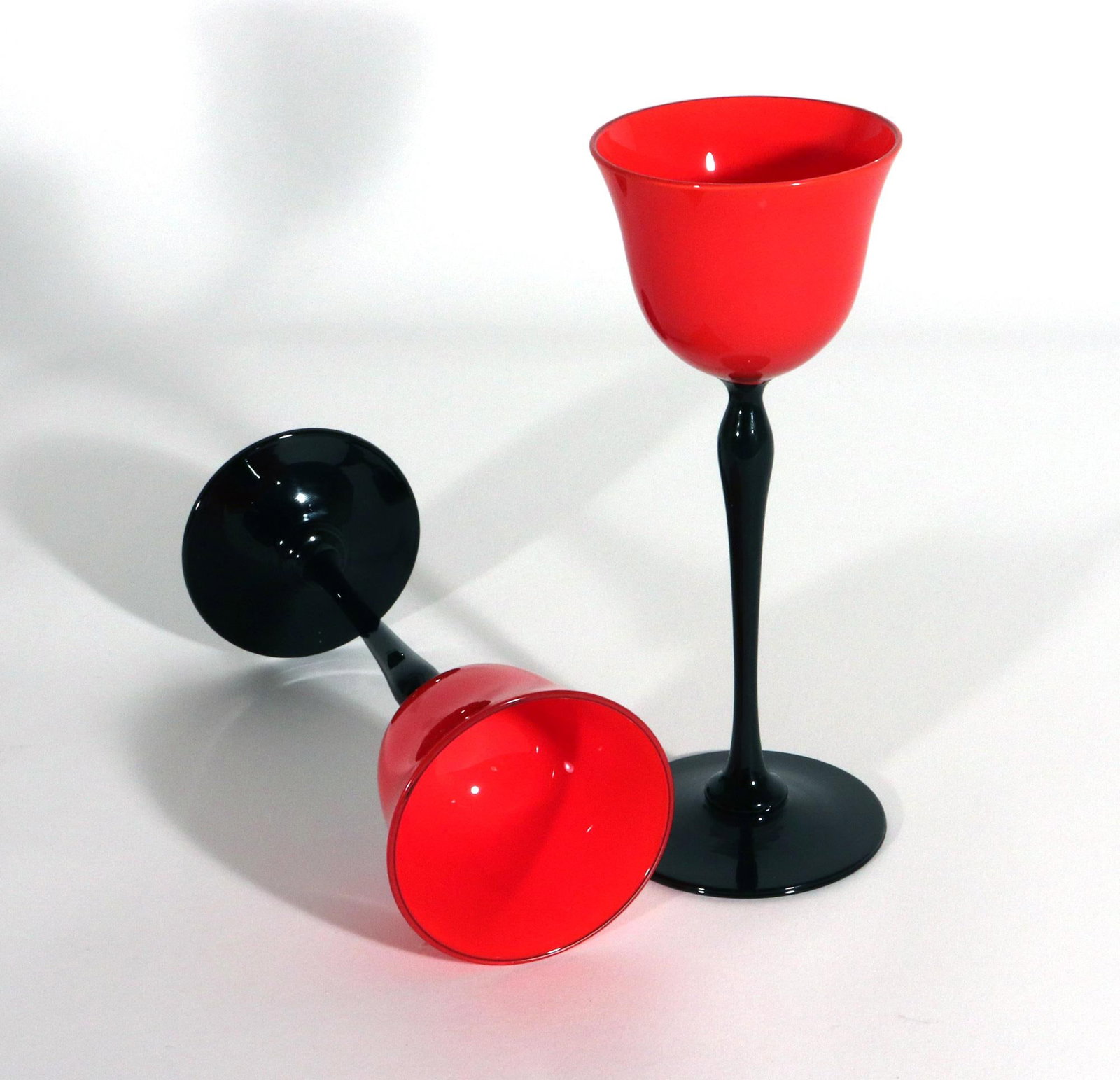 1920s Czech Art Deco Tango Glass Red & Black Cordial Glasses — Set of 6 - 2