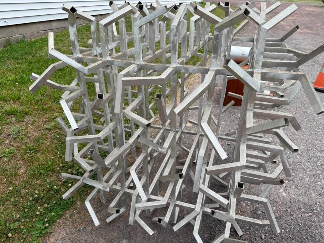 "Bristling"— Large Abstract Aluminum Sculpture, Herbert Simon Estate, 1975 - 12