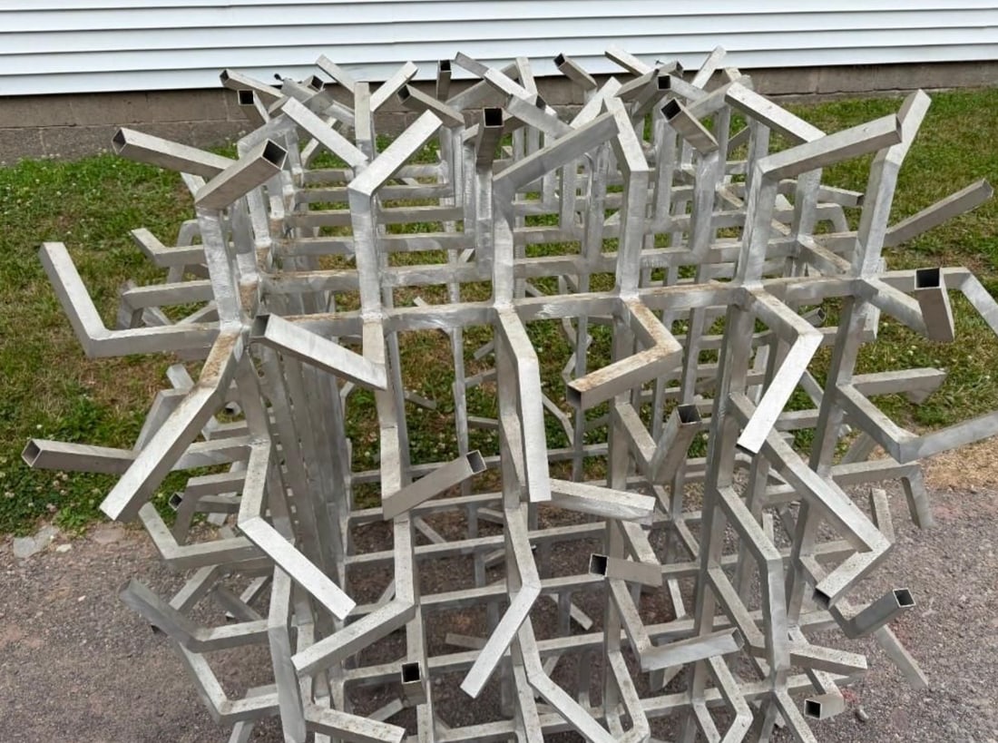 "Bristling"— Large Abstract Aluminum Sculpture, Herbert Simon Estate, 1975 - 7