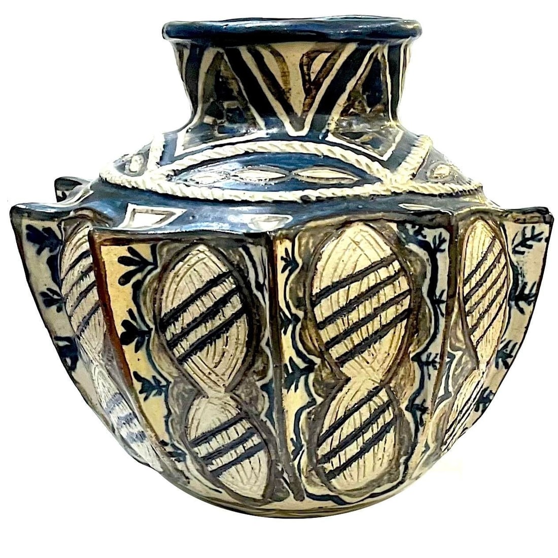 1970'a South African Rorke's Drift Stoneware Pottery Vessel by Dinah Molefe - 5