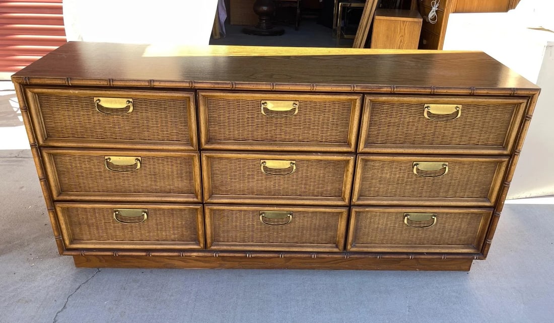 Vintage Mid-Century Thomasville 9 Drawer Faux Bamboo Dresser - 11