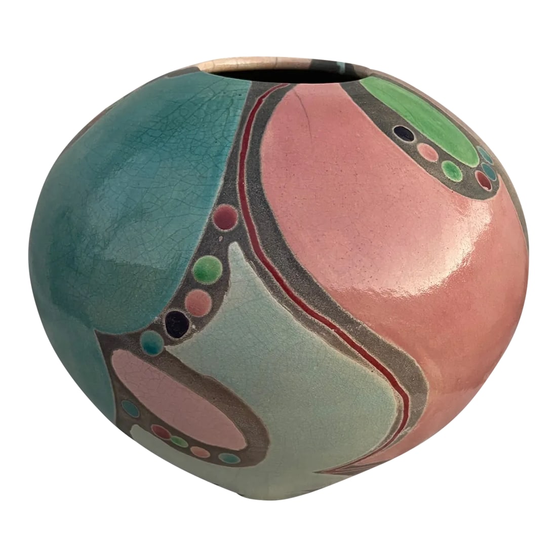 Artist Amadio Smith #29 Laguna Raku Art Pottery Crackle Glaze Multi-Color Vase: Amadio Smith #29 Laguna Southwestern Raku Vase Art Pottery Crackle Glaze Multi-Color Beautiful peach colors throughout. Signed and #29. This vase give me a boho vibe as well as southwest. This