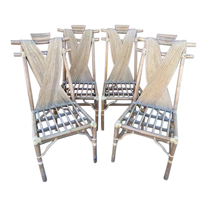Vintage Pencil Reed X Back/Bamboo Pagoda Dining Chairs-A Set: Amazing set of 4 Vintage Pencil Reed and Bamboo Pagada Dining Chairs. Pencil reed x back with bamboo structure. Perfect with a palm leaf print cushion. Great for the beach or Palm Beach. 40.5in h x