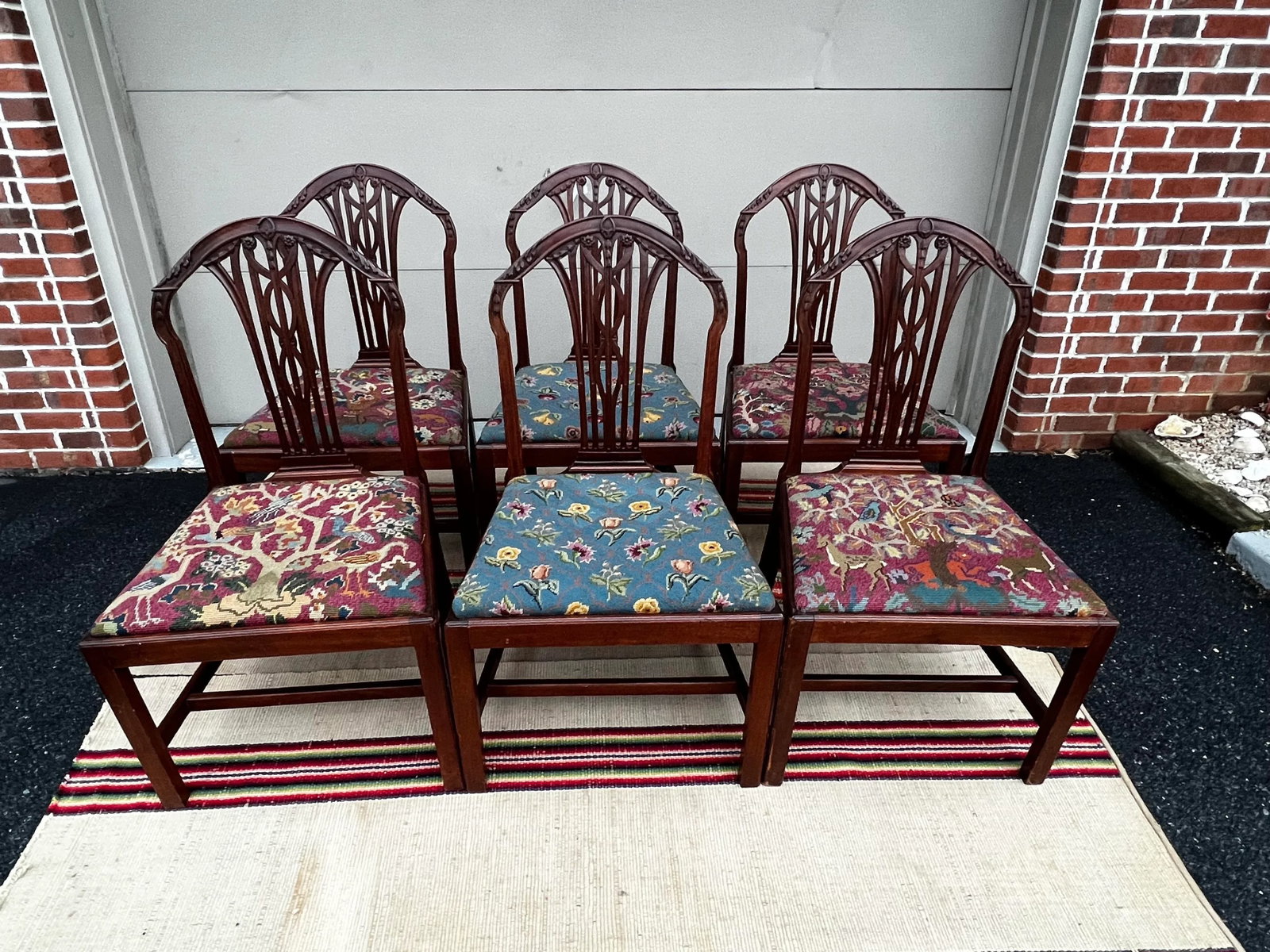 Circa 1790s English George III Carved Mahogany Hepplewhite Dining Chairs- Set of 6 - 13