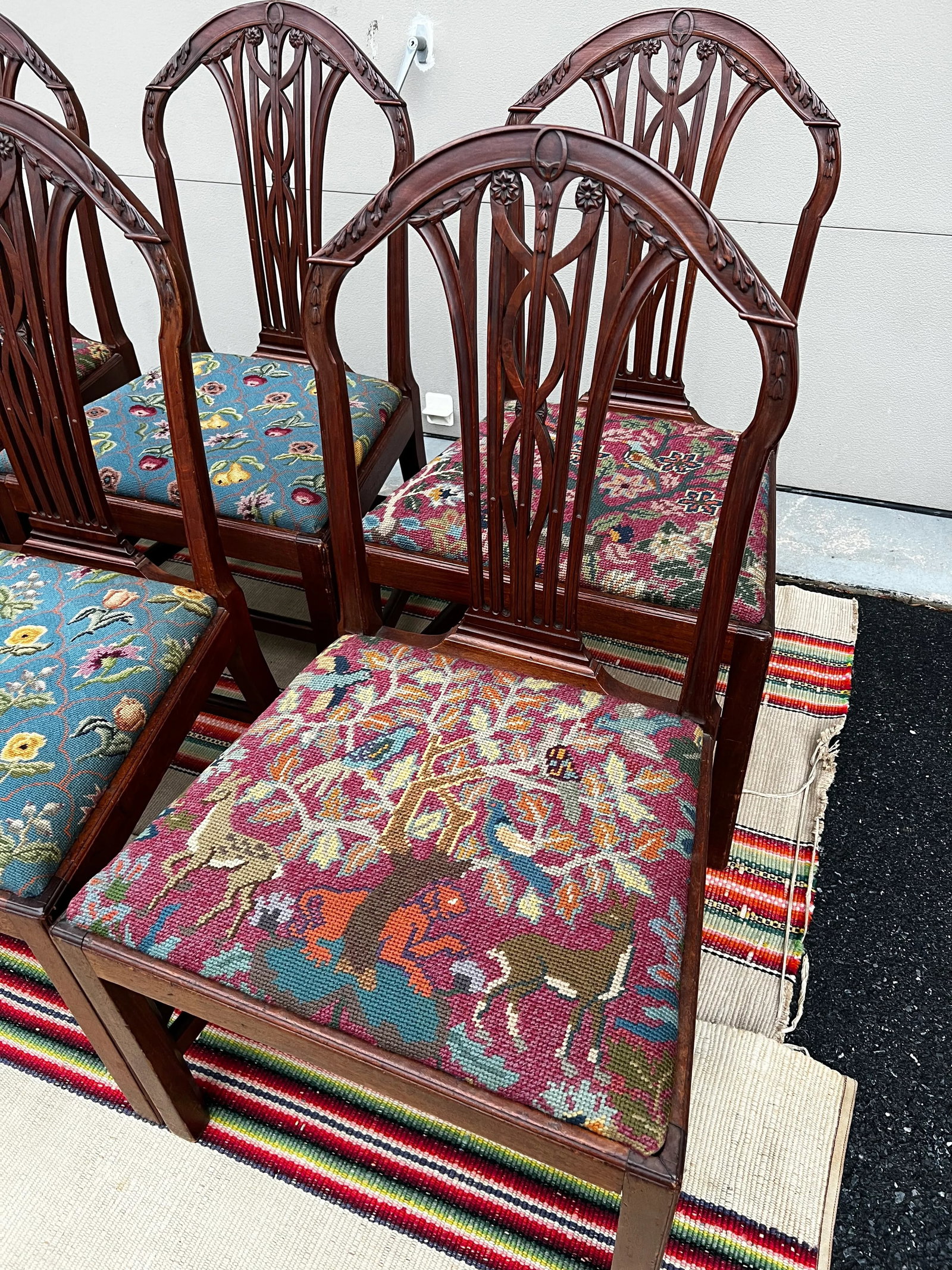 Circa 1790s English George III Carved Mahogany Hepplewhite Dining Chairs- Set of 6 - 8