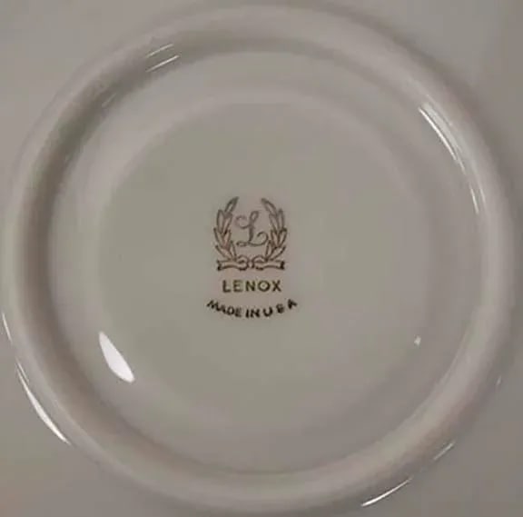 Lenox China Roselyn Pattern Four 5 Piece Place Settings - 4