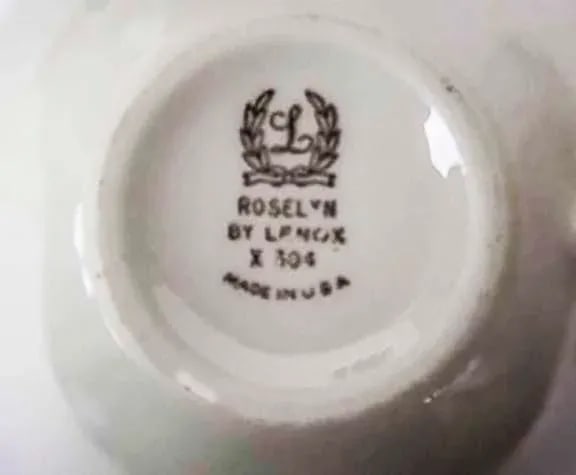 Lenox China Roselyn Pattern Four 5 Piece Place Settings - 5