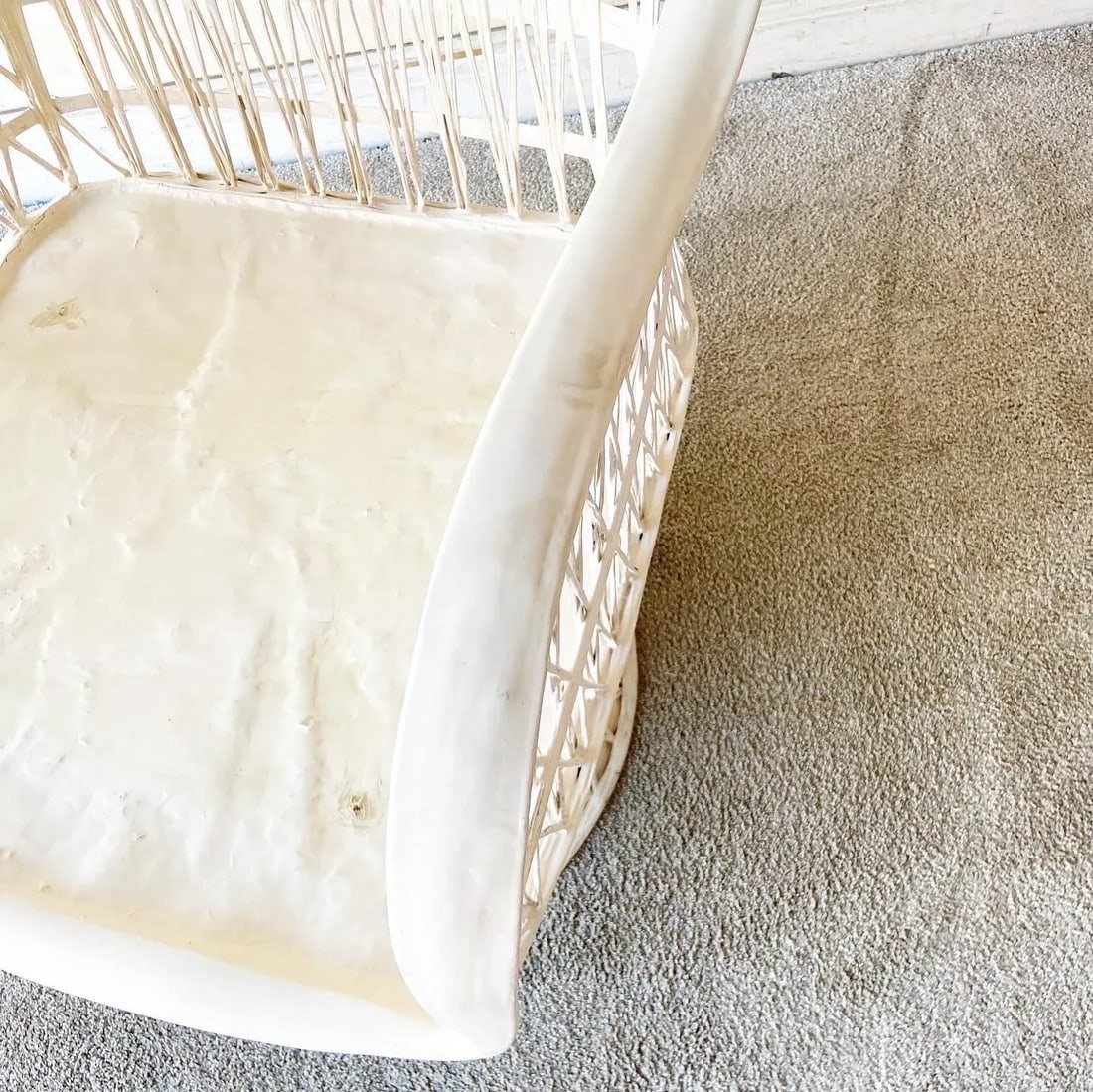 Mid Century Modern Spun Fiberglass Lounge Chair & Ottoman - 10