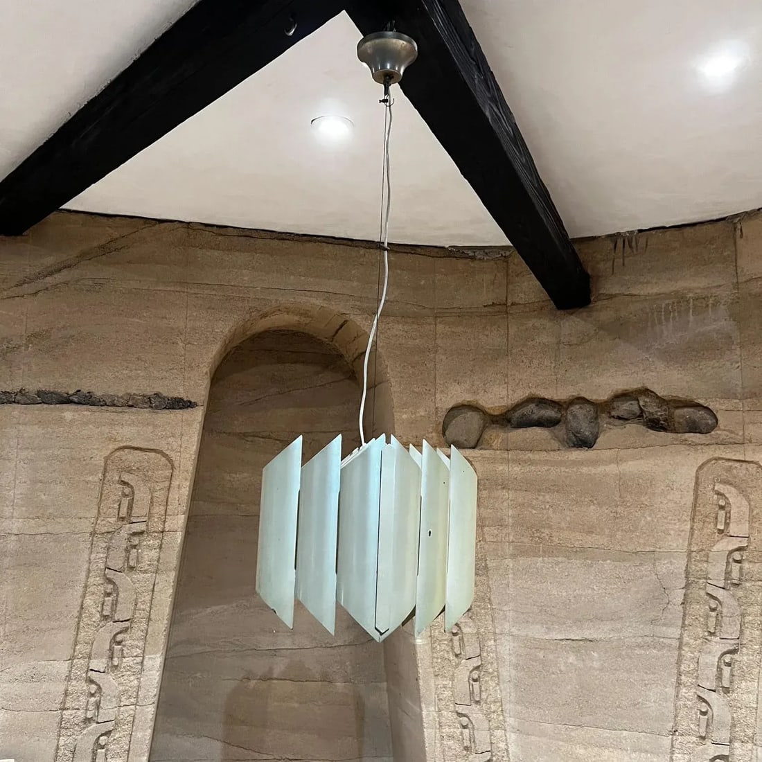 1970s Cathedral Chandelier by Robert Sonneman, Vintage Mother-of-Pearl - 7