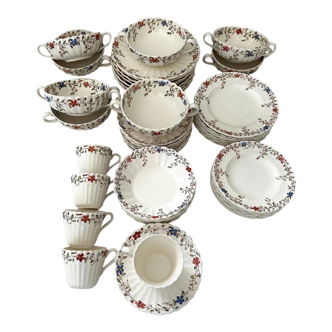 Vintage Spode Wicker Dale Dinnerware 60 Piece Set: Copeland Spode Wicker Dale Dinnerware set of 60 pieces. Beautiful floral pattern with a basketweave raised relief throughout the floral pattern. Great starter set. You can still find some on