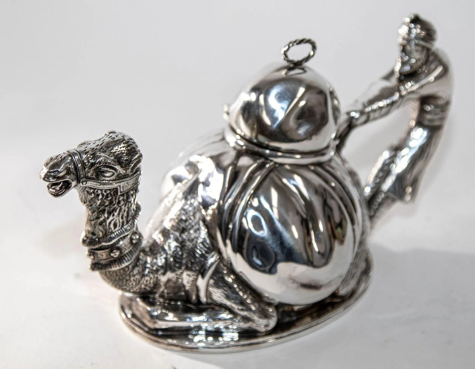 Camel Form "Karawan" Silver-Plated Teapot by Mariage Freres Paris France - 10