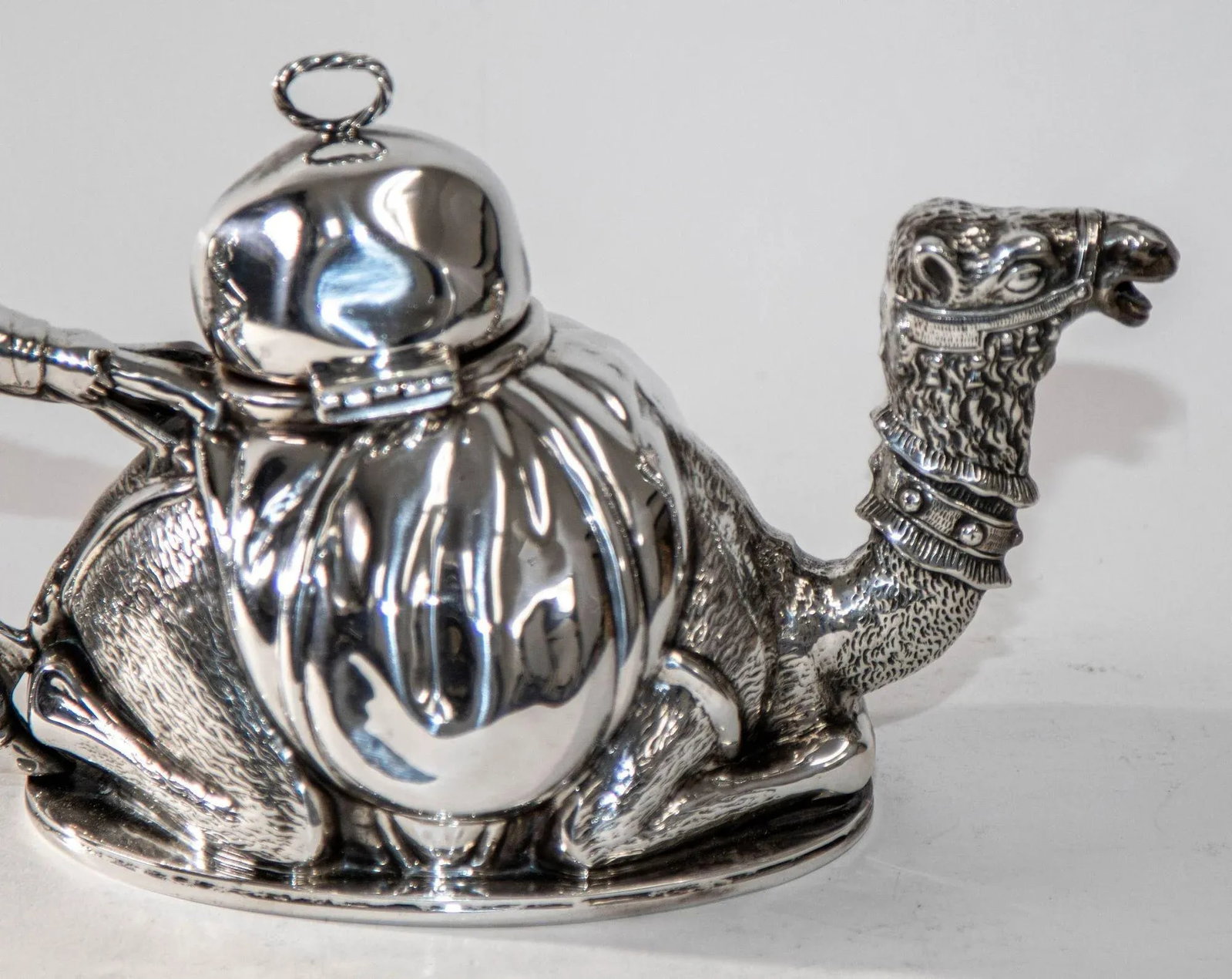 Camel Form "Karawan" Silver-Plated Teapot by Mariage Freres Paris France - 4