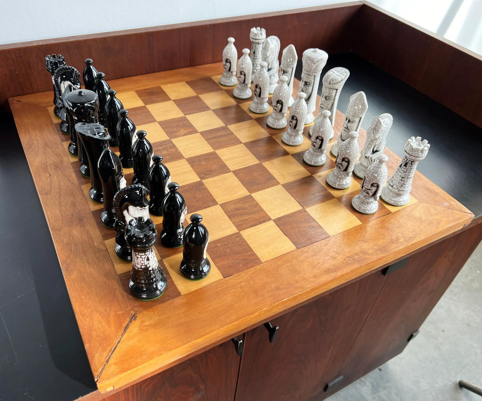 Vintage 1950's Ceramic Chess Set W/ Hand Made Wood Board - 5