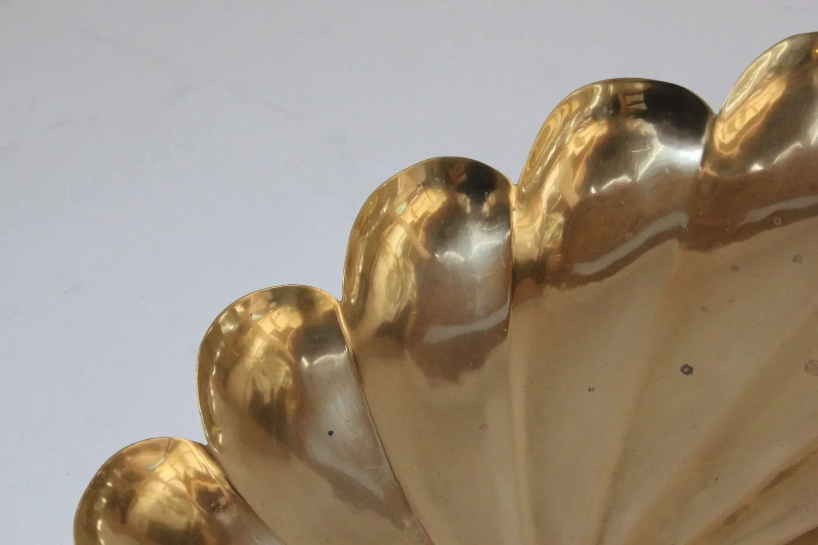 Vintage Italian Brass Scalloped Decorative Tray - 11