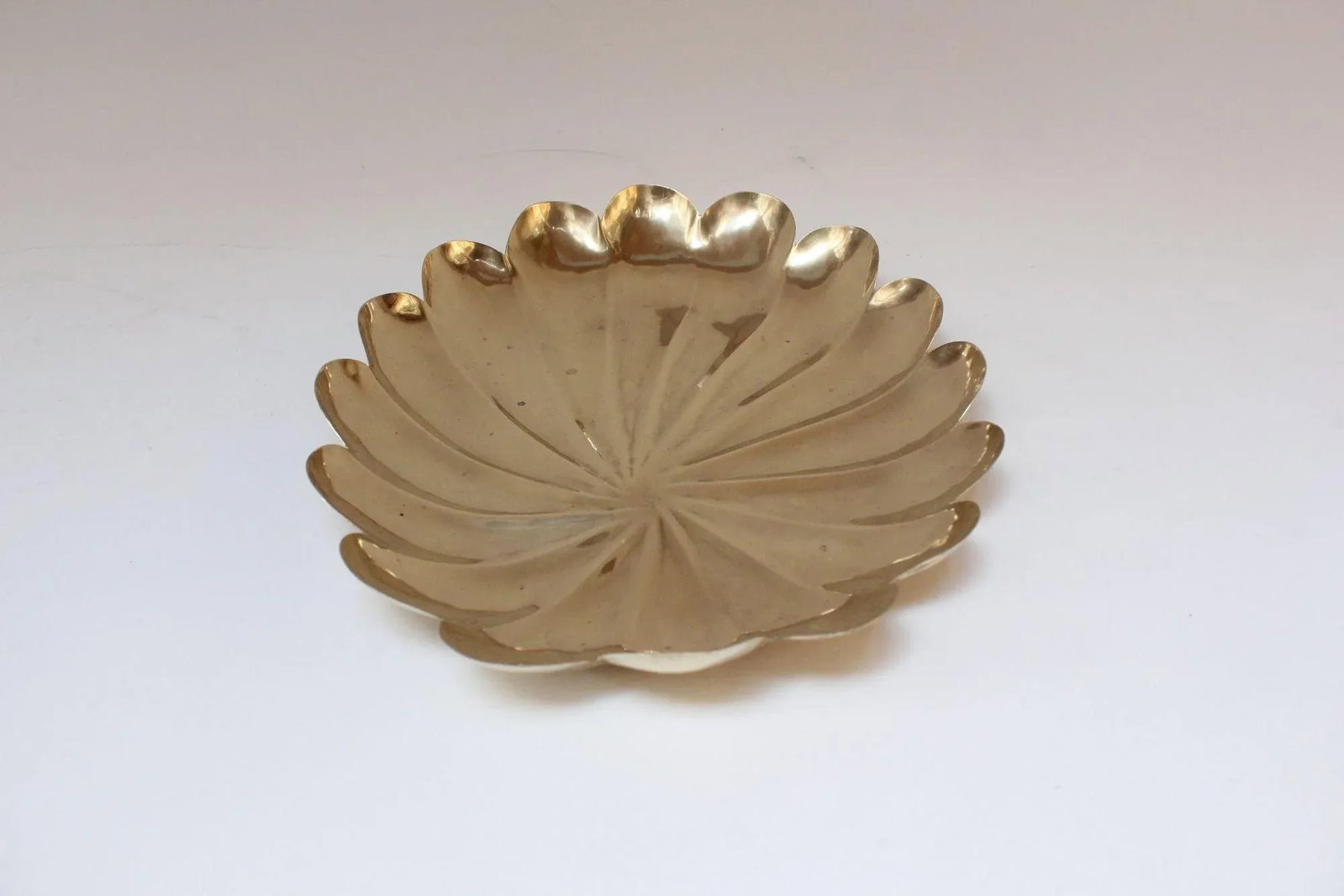 Vintage Italian Brass Scalloped Decorative Tray - 5
