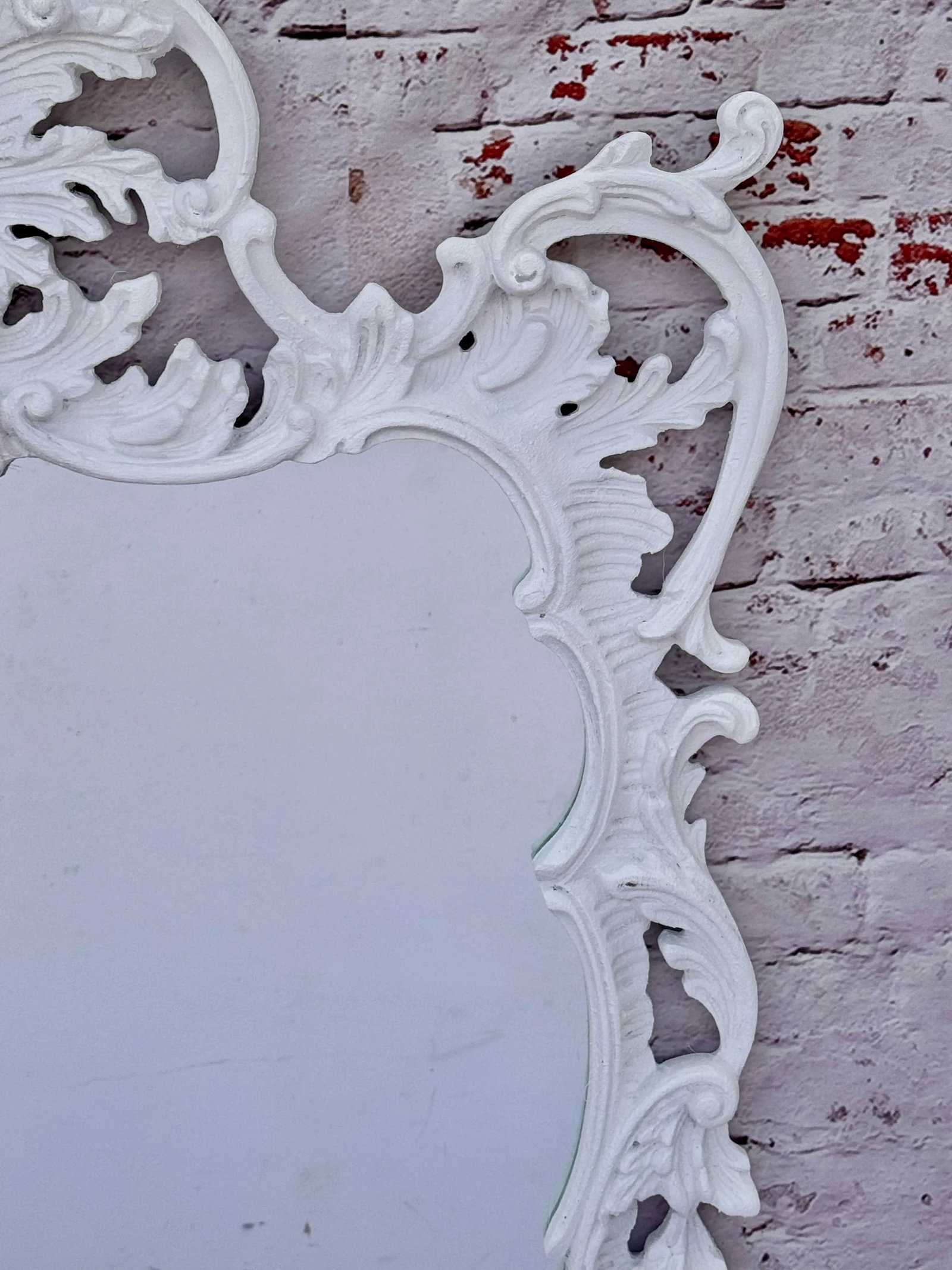 George III Style Carved and Gesso Rococo Mirror - 5