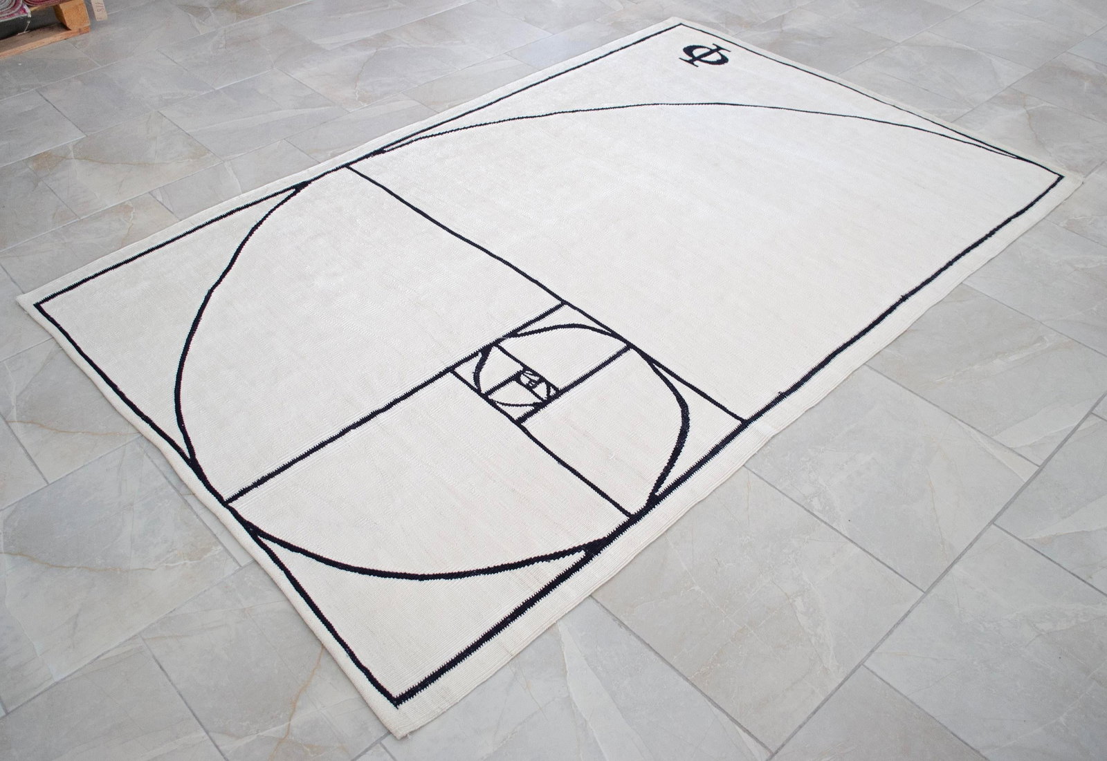 Fibonacci - Golden Ratio Themed Silk Hand Woven Area Rug Kilim Wall Rug 4"²11"³ × - 12