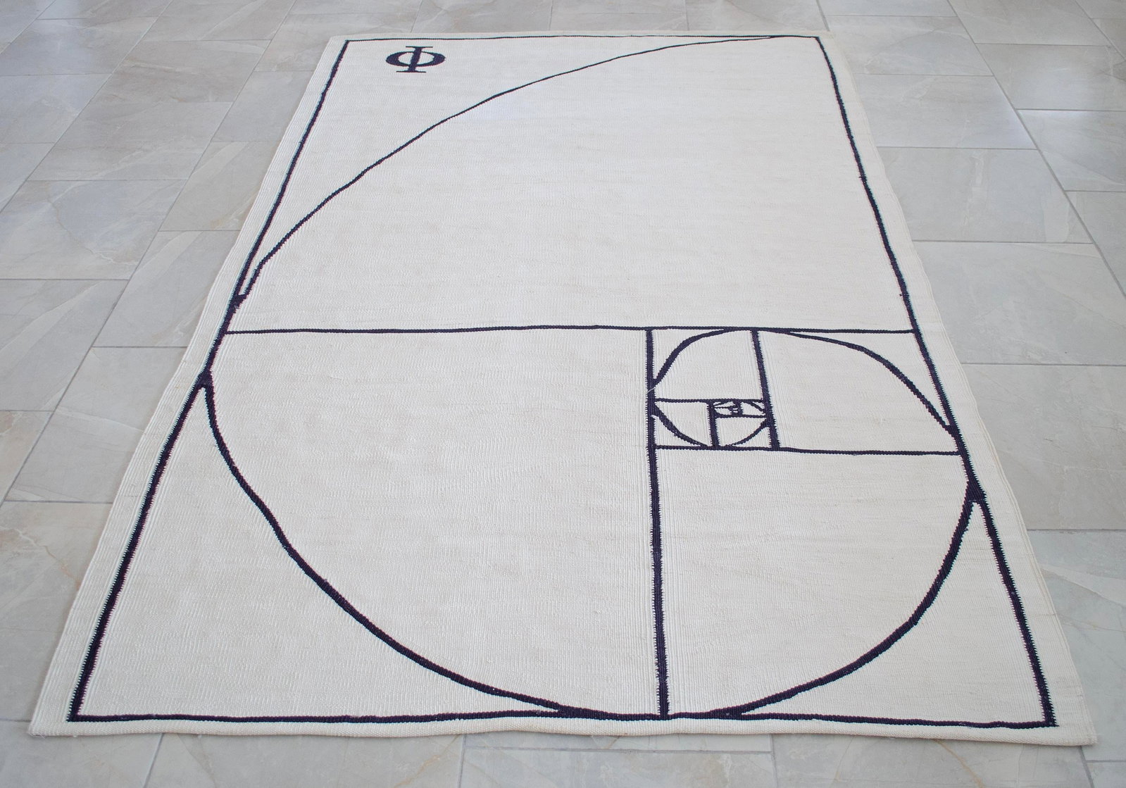 Fibonacci - Golden Ratio Themed Silk Hand Woven Area Rug Kilim Wall Rug 4"²11"³ × - 7